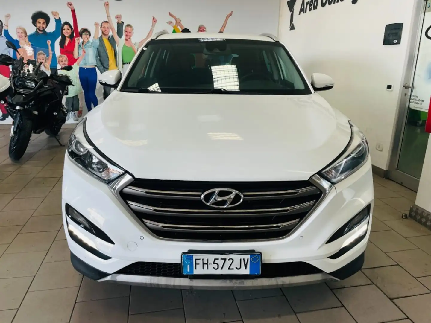 Hyundai TUCSON 1.7 CRDi Comfort Blanc - 2