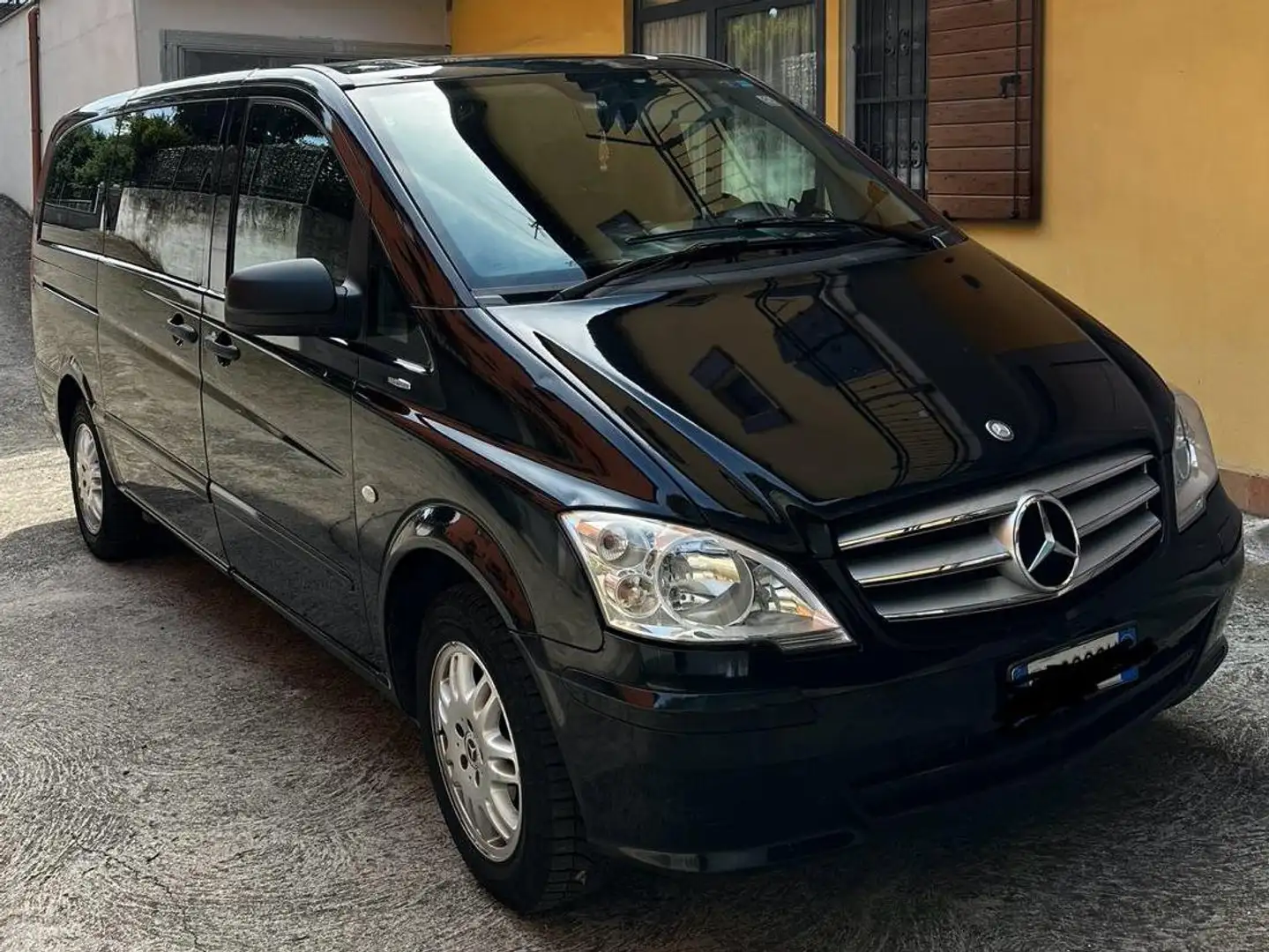 Mercedes-Benz Vito Siyah - 1