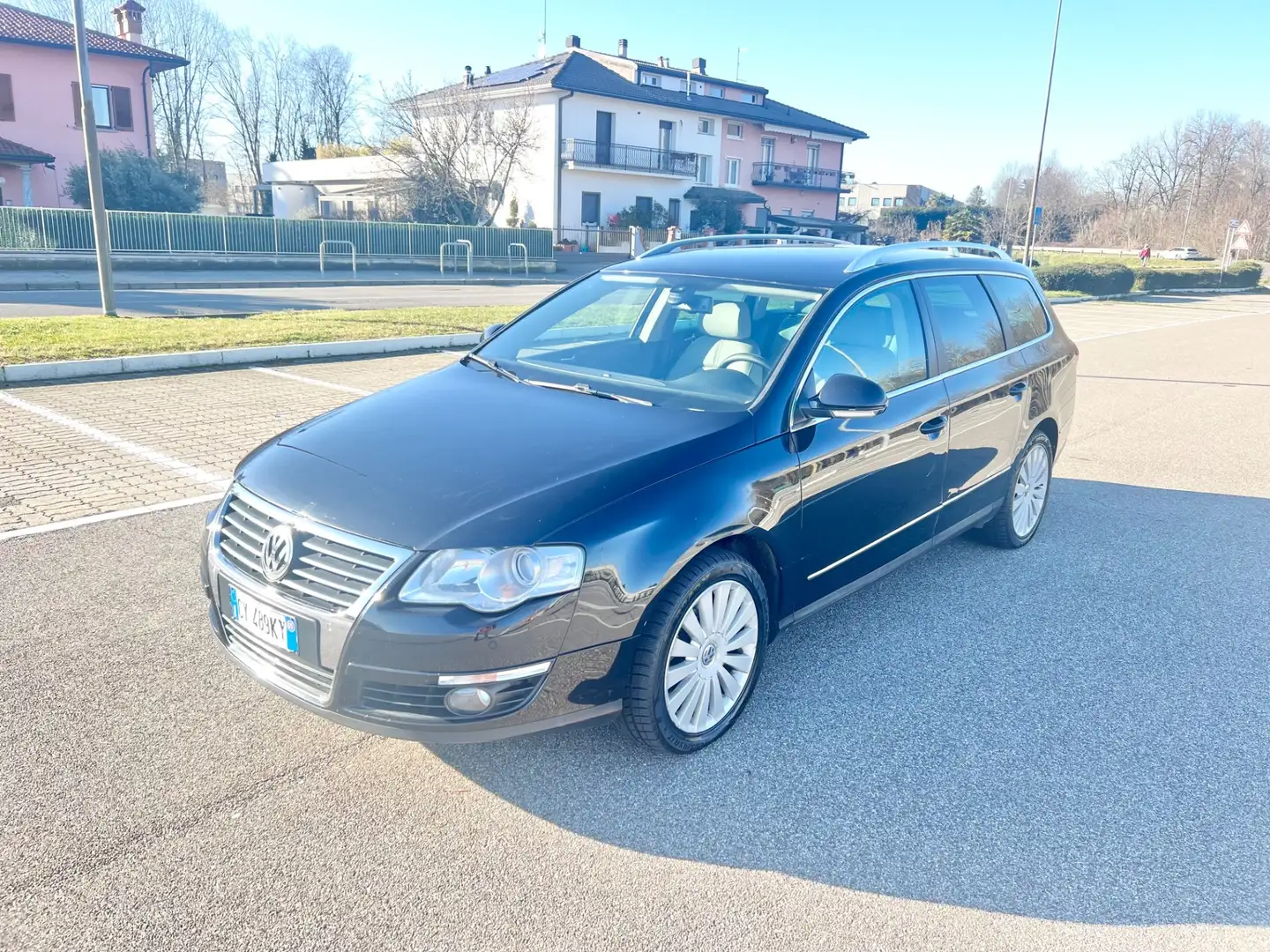 Volkswagen Passat 2.0 TDI DSG Highline DPF*Automatik*Pelle*Pdc*Cruis Nero - 1