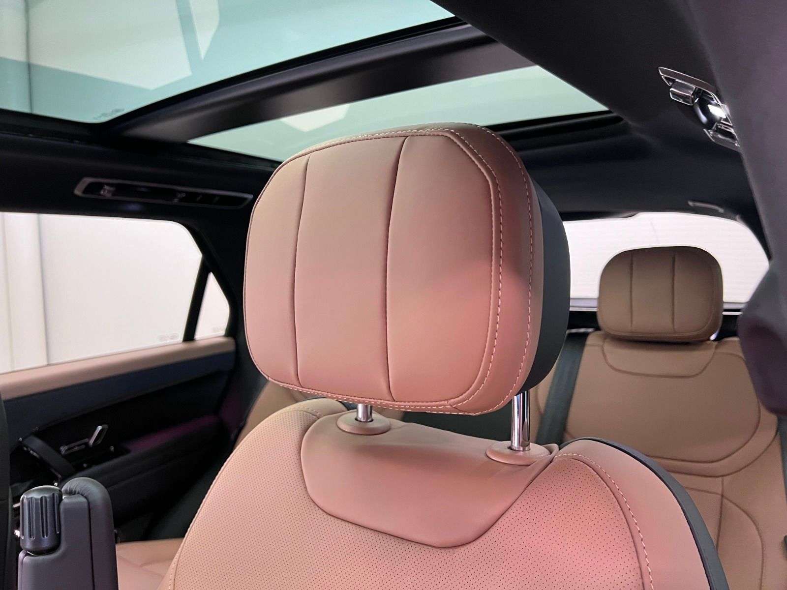 2026 Land Rover Range Rover Sport Dynamic HSE thumb 28