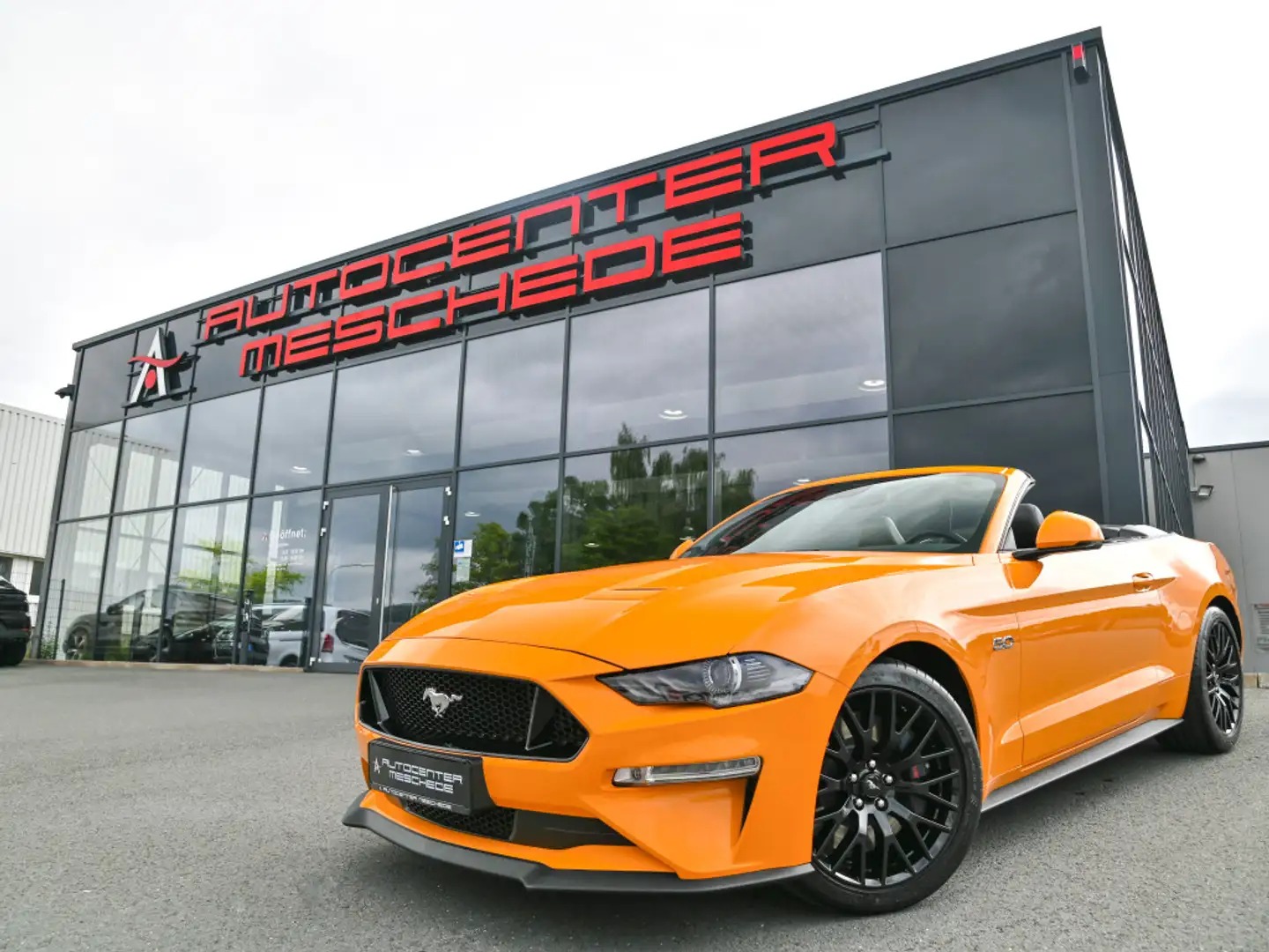 Ford Mustang Cabrio 5.0 Ti-VCT V8 GT Aut. Premium 2* Orange - 1