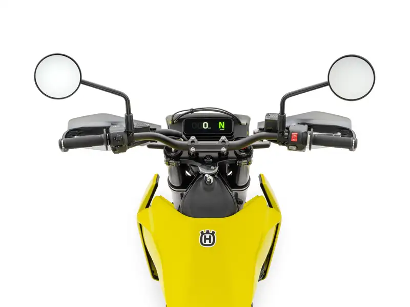 Husqvarna 701 SM - foto 2