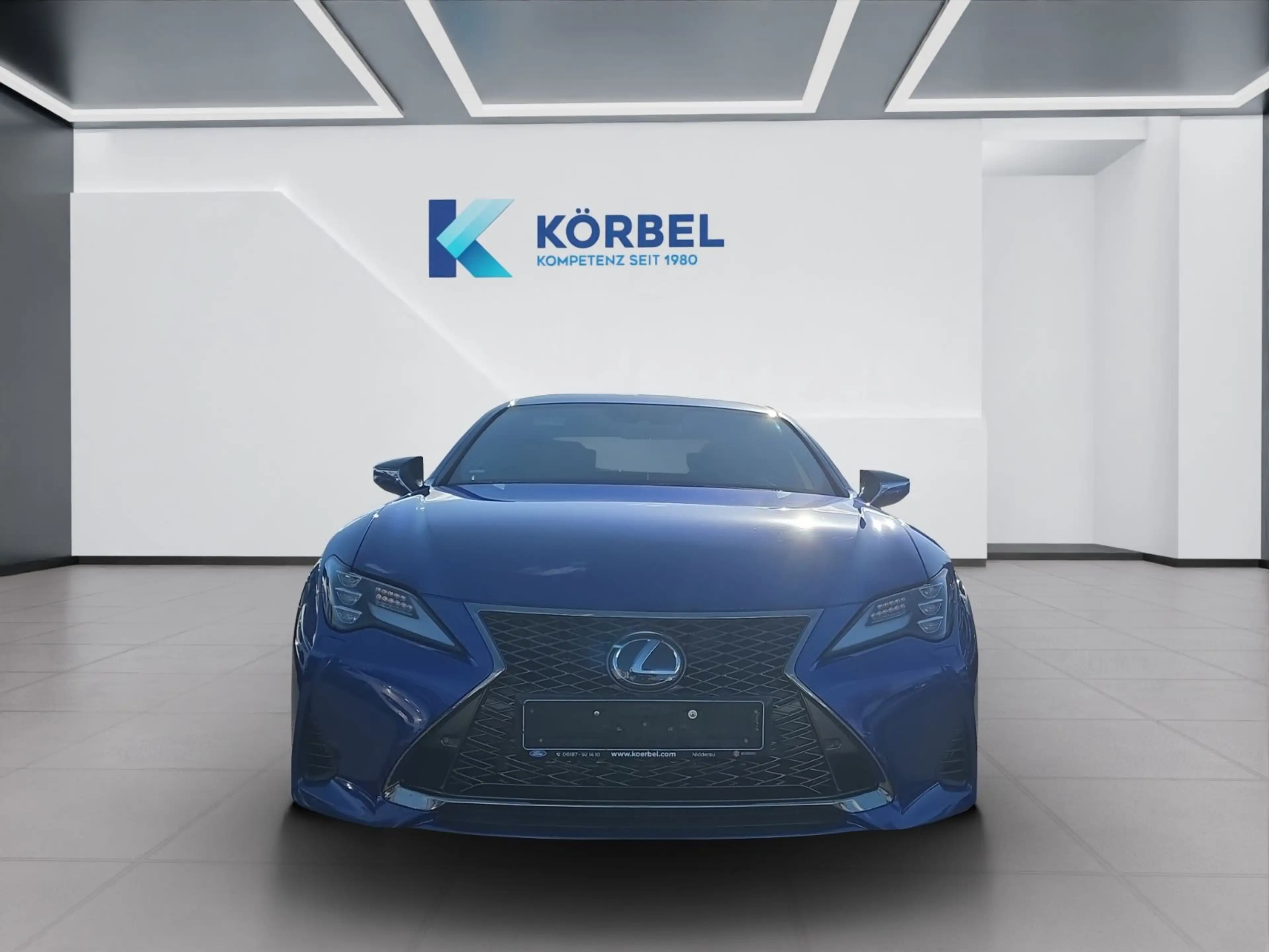 Lexus RC 300h h FSport*Schiebe-D*LED*LEDER*SITZBELÜFTUNG — photo 4