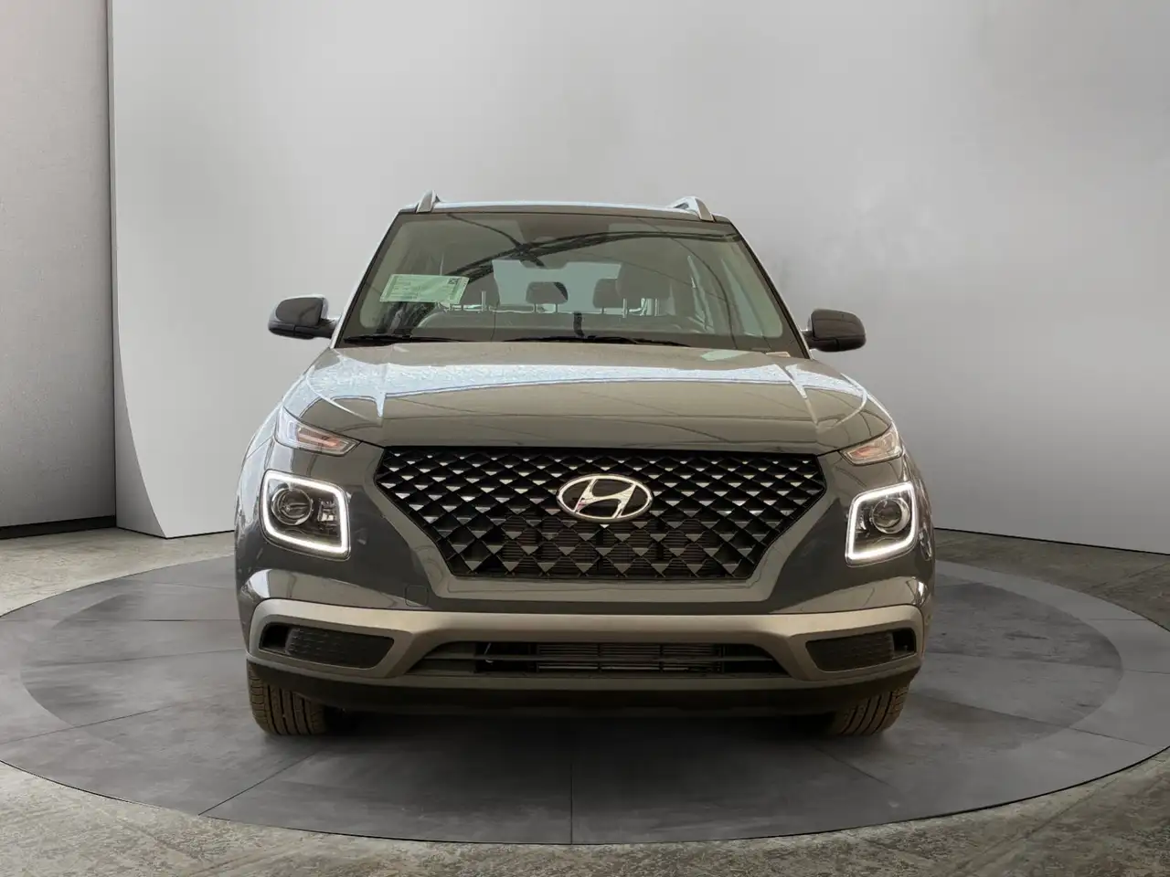 Hyundai Venue снимка Hyundai Venue