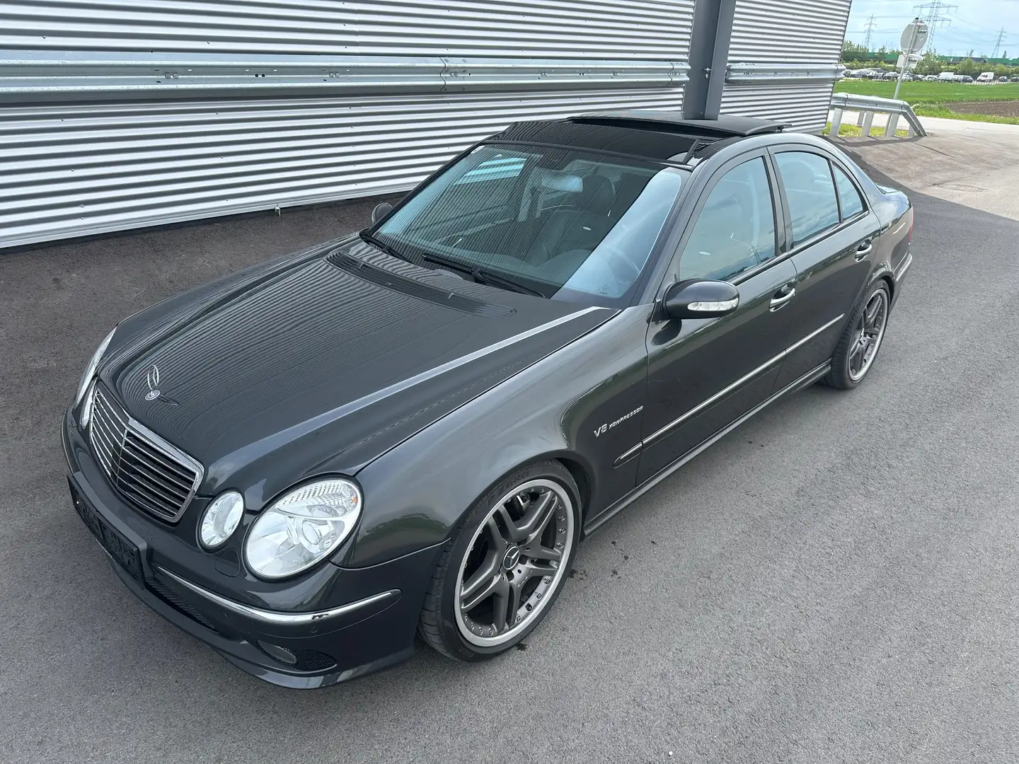 Mercedes-Benz E 55 AMG Aut. ID:41 Grijs - 1