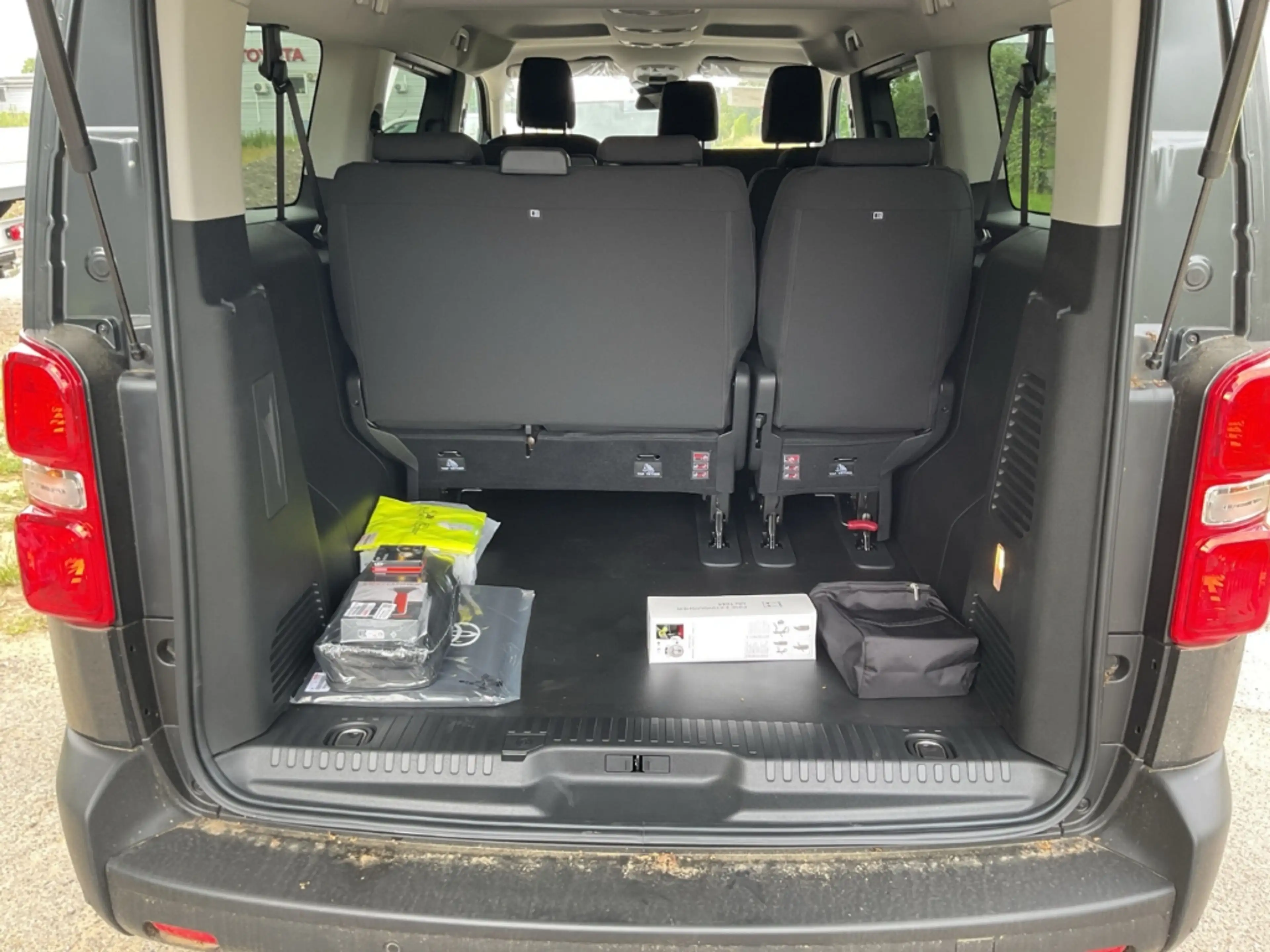 Toyota Proace Verso L2 Comfort HUD Navi Apple CarPlay Android Au — photo 7