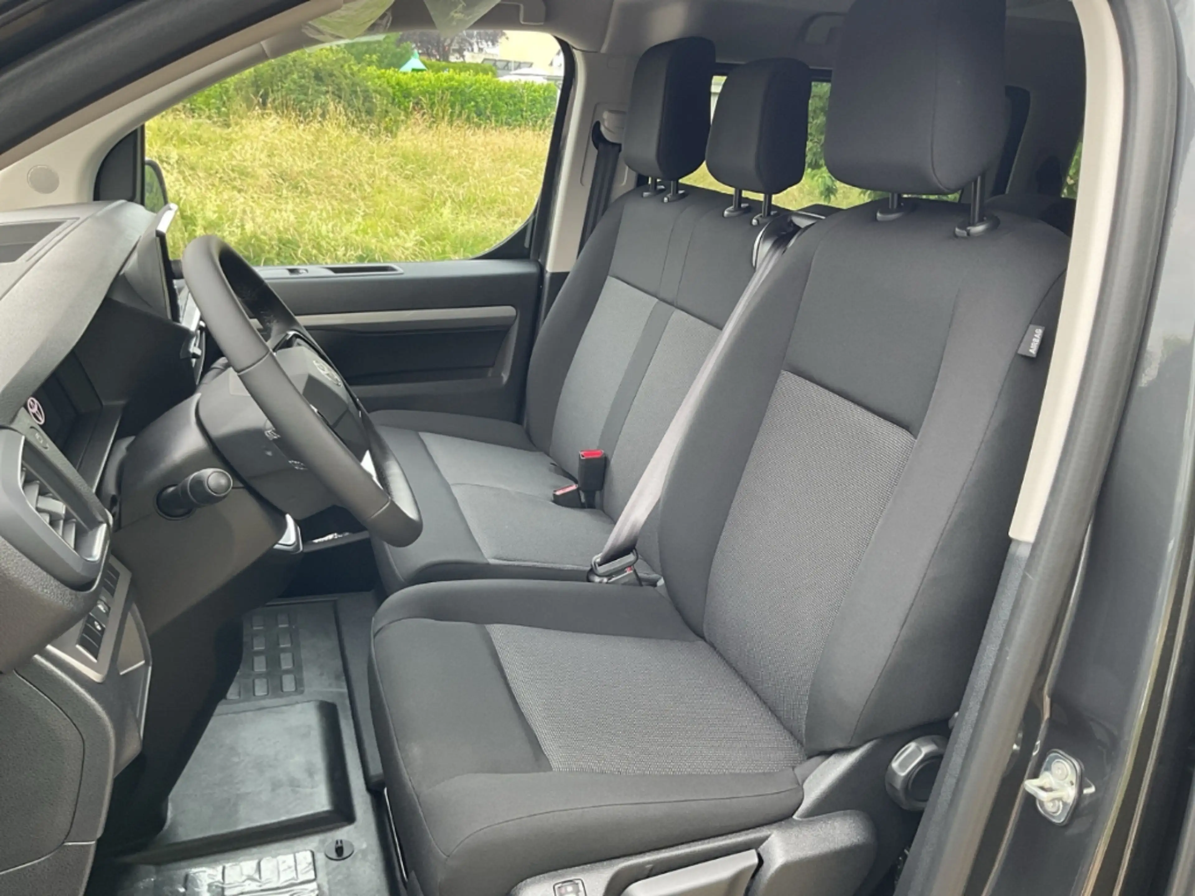 Toyota Proace Verso L2 Comfort HUD Navi Apple CarPlay Android Au — photo 8