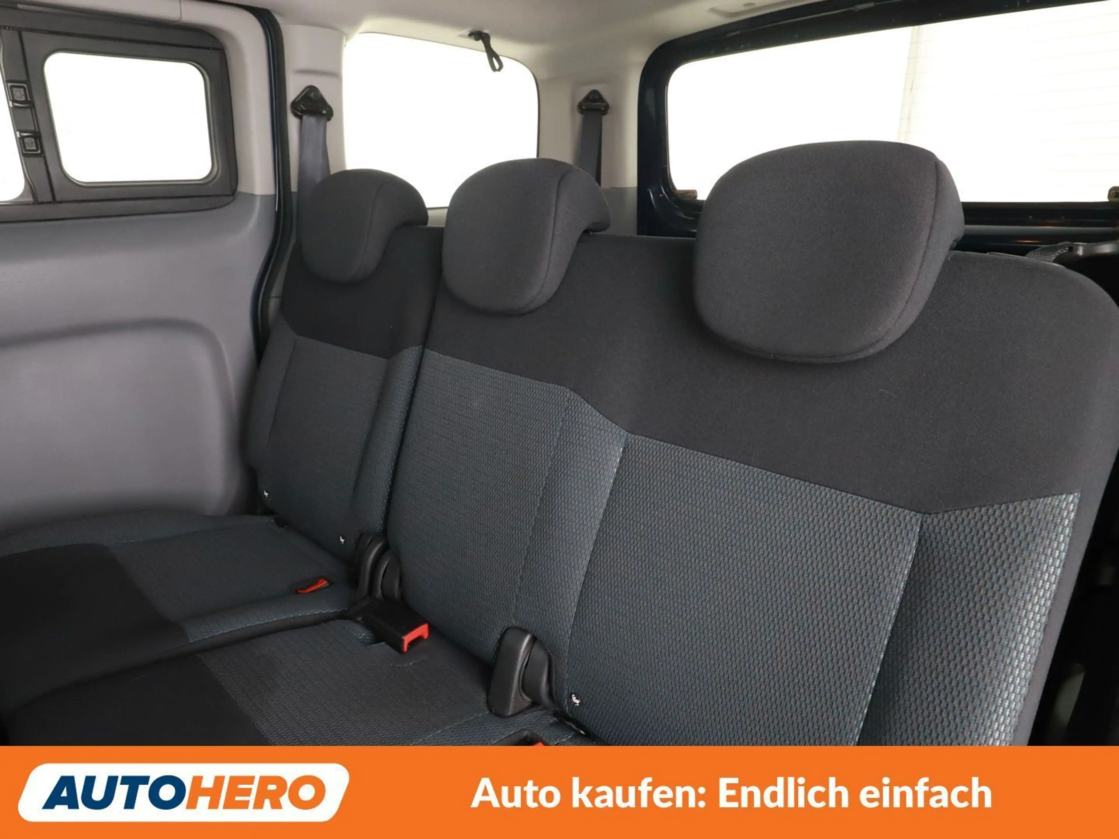 Nissan Evalia 1.5 dCi Evalia Tekna — photo 14