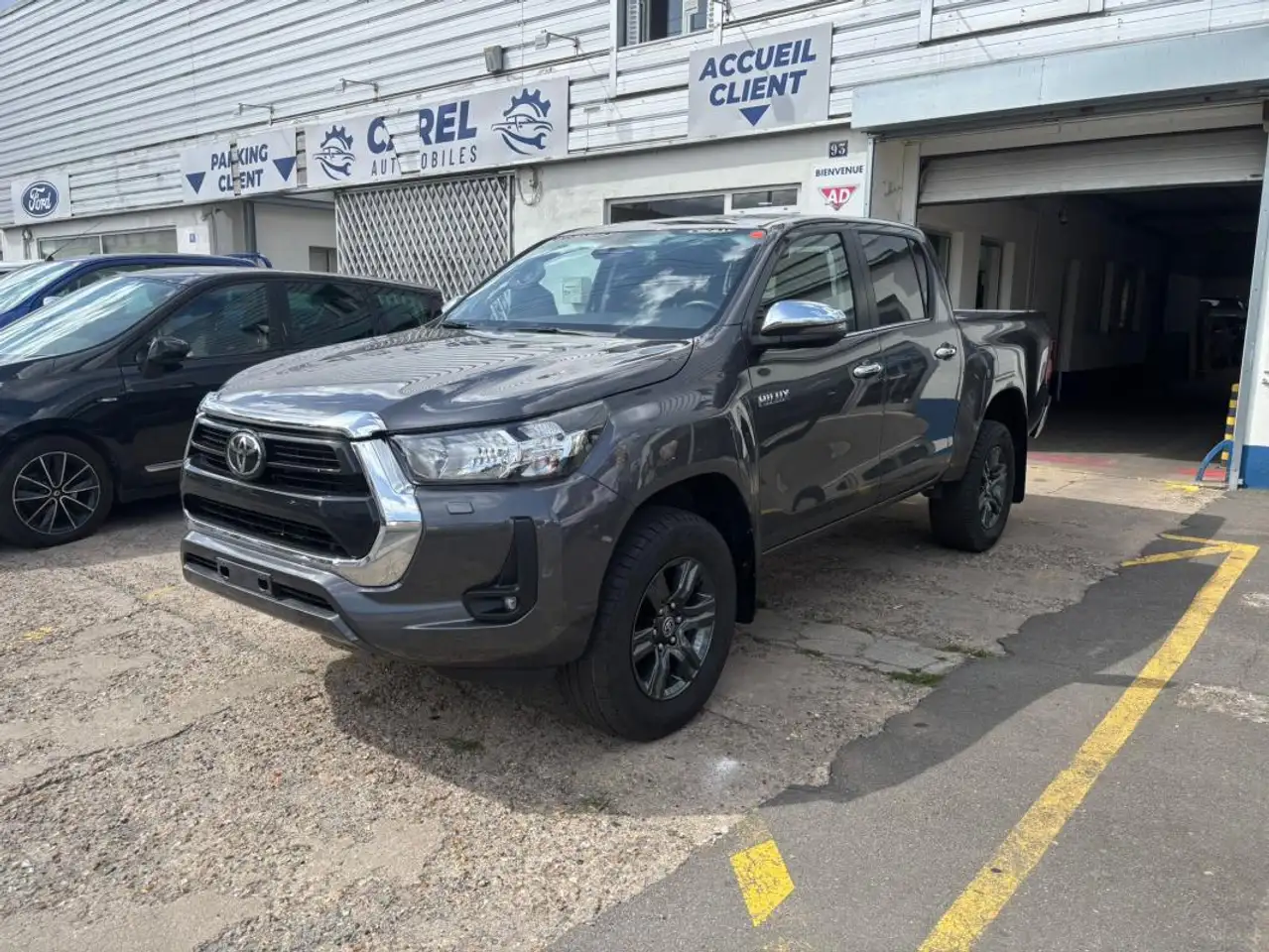 Toyota Hilux