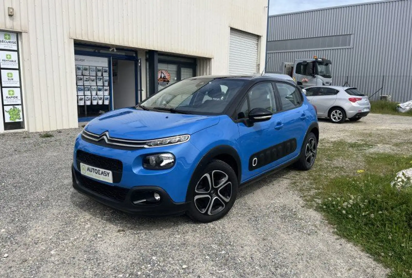 Citroen C3 82ch SHINE S&amp;S Blauw - 1