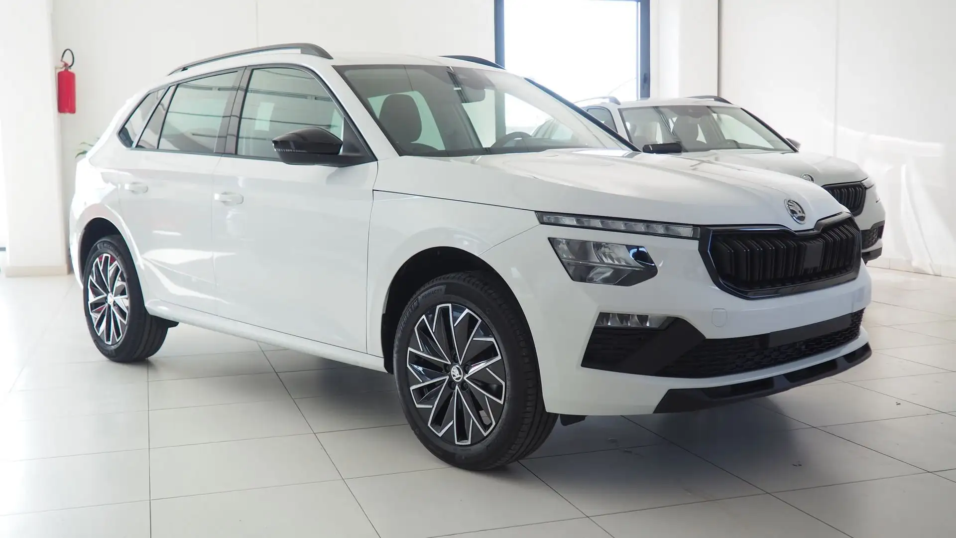 Skoda Kamiq 1.0 TSI 115 CV DSG Black Dots NUOVA DA IMMATRICOL Blanc - 1