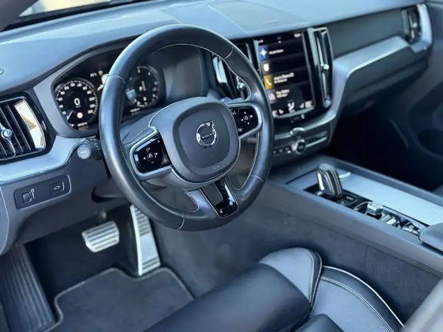 Volvo XC60 view 10