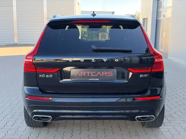 Volvo XC60 view 6