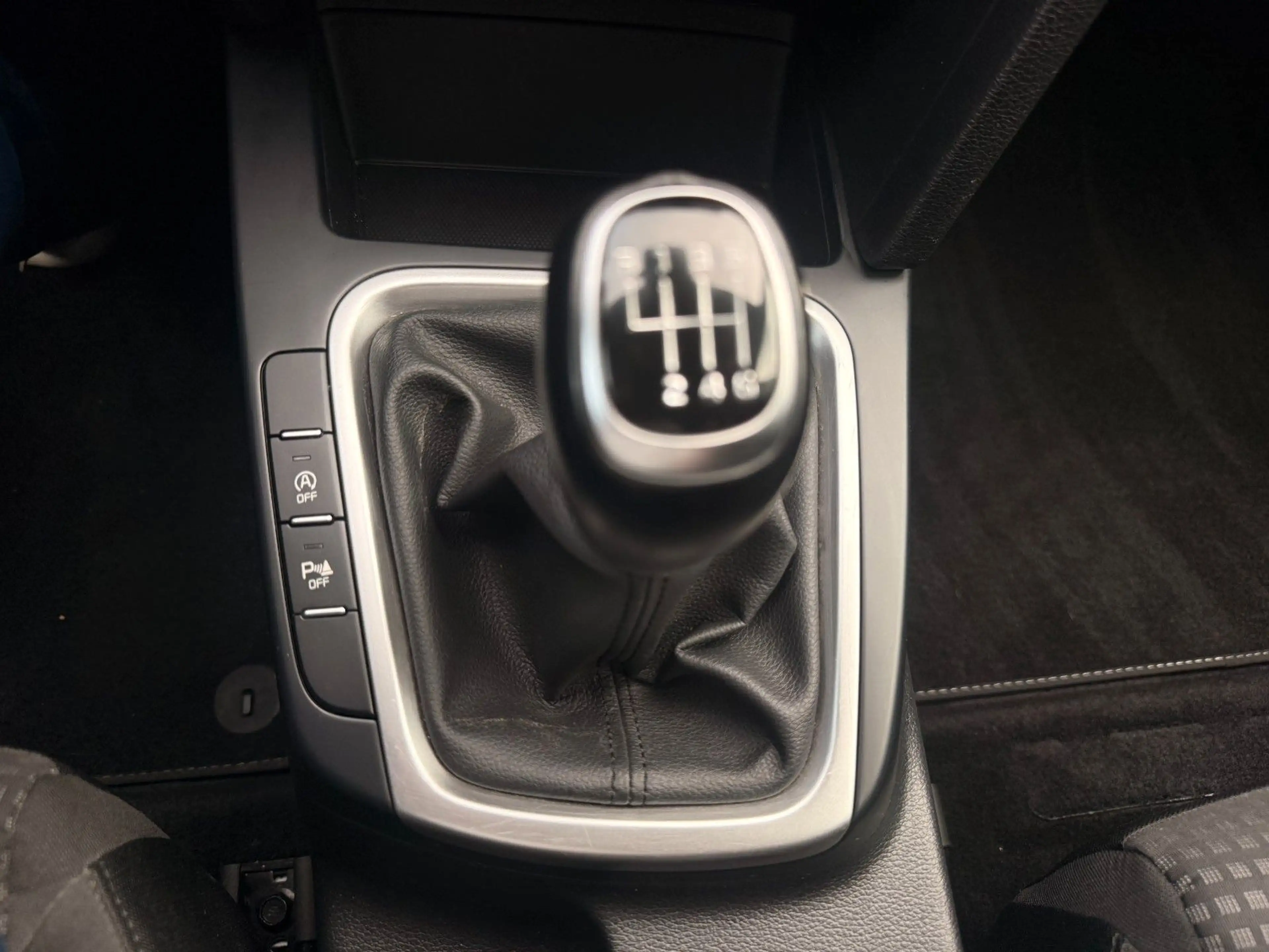 Kia Ceed SW / cee'd SW — photo 15