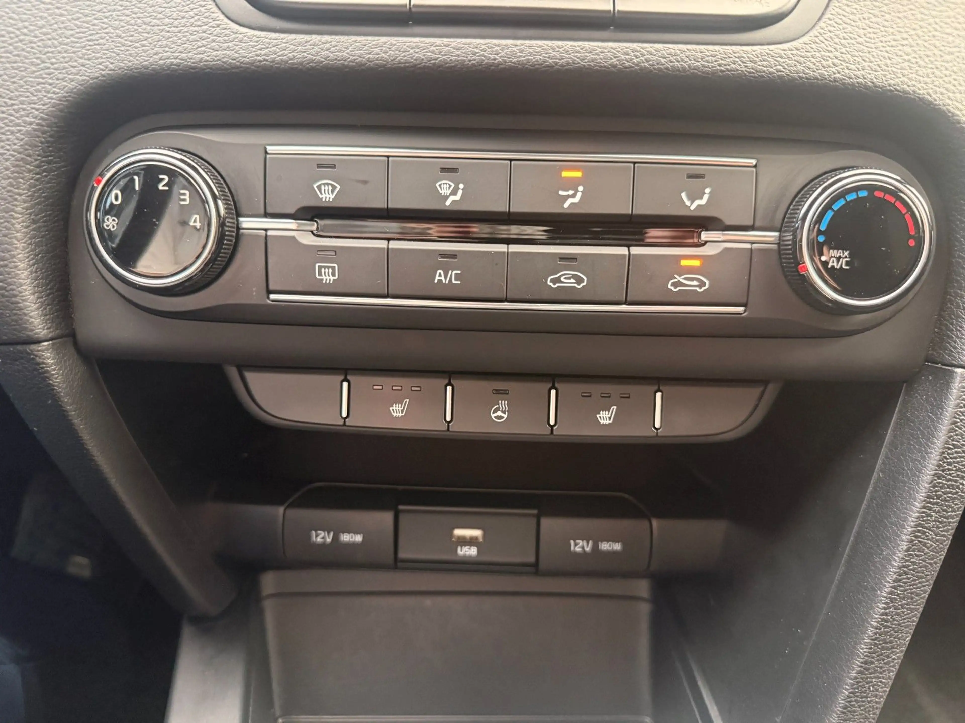 Kia Ceed SW / cee'd SW — photo 14