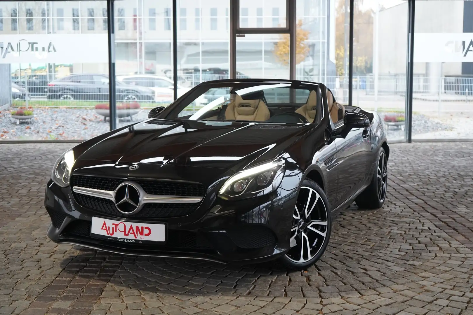 Mercedes-Benz SLC 200 LED Totwinkel DAB Tempomat PDC Klimaaut. Noir - 2