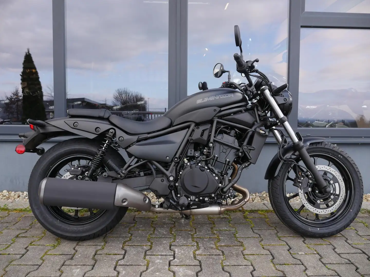 Kawasaki - dt. Modell 2025 - TOP - 1