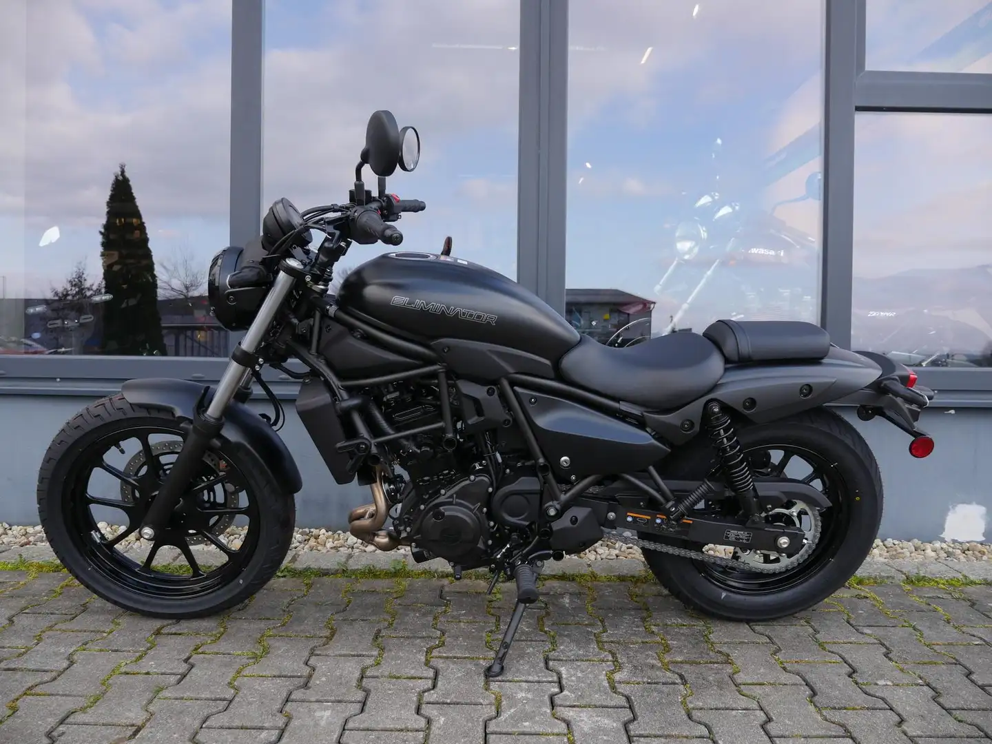 Kawasaki - dt. Modell 2025 - TOP - 2