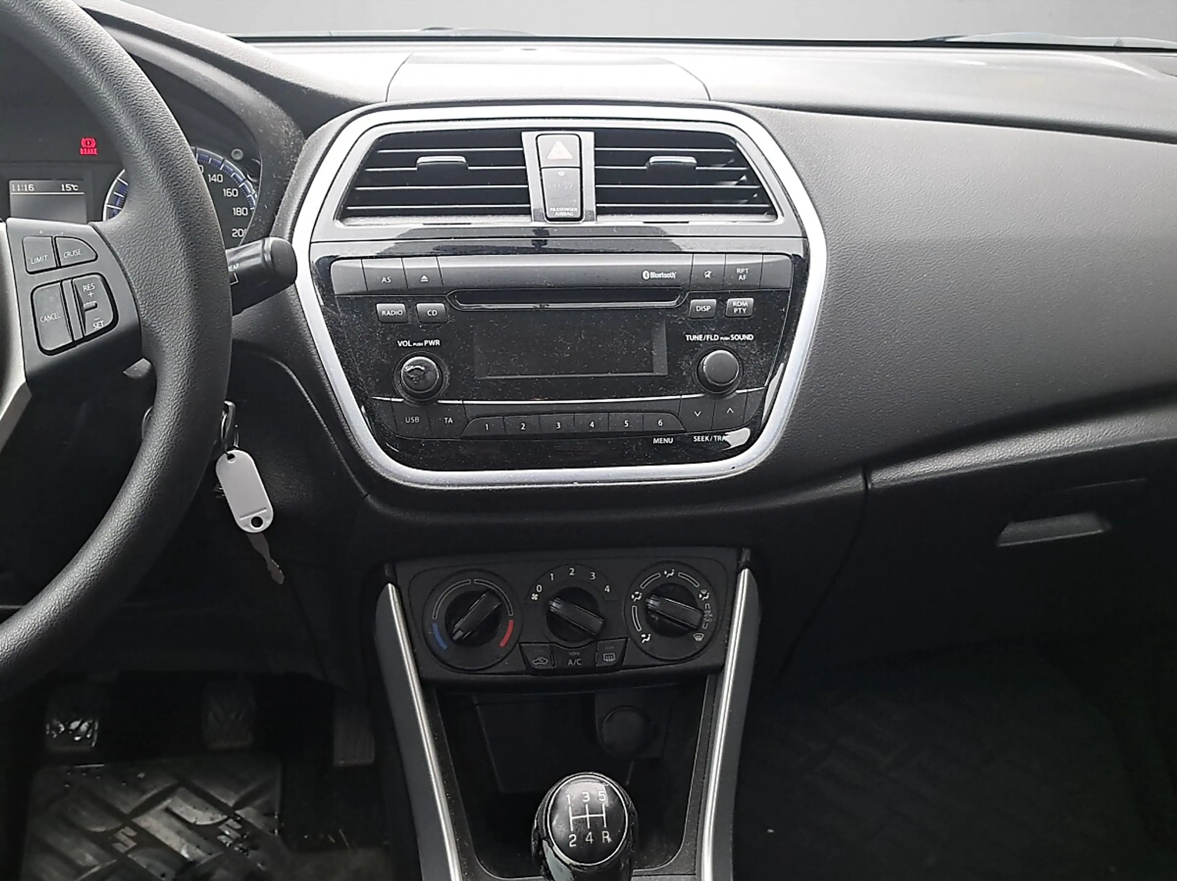 Suzuki SX4 S-Cross 1,0 DITC clear — photo 15