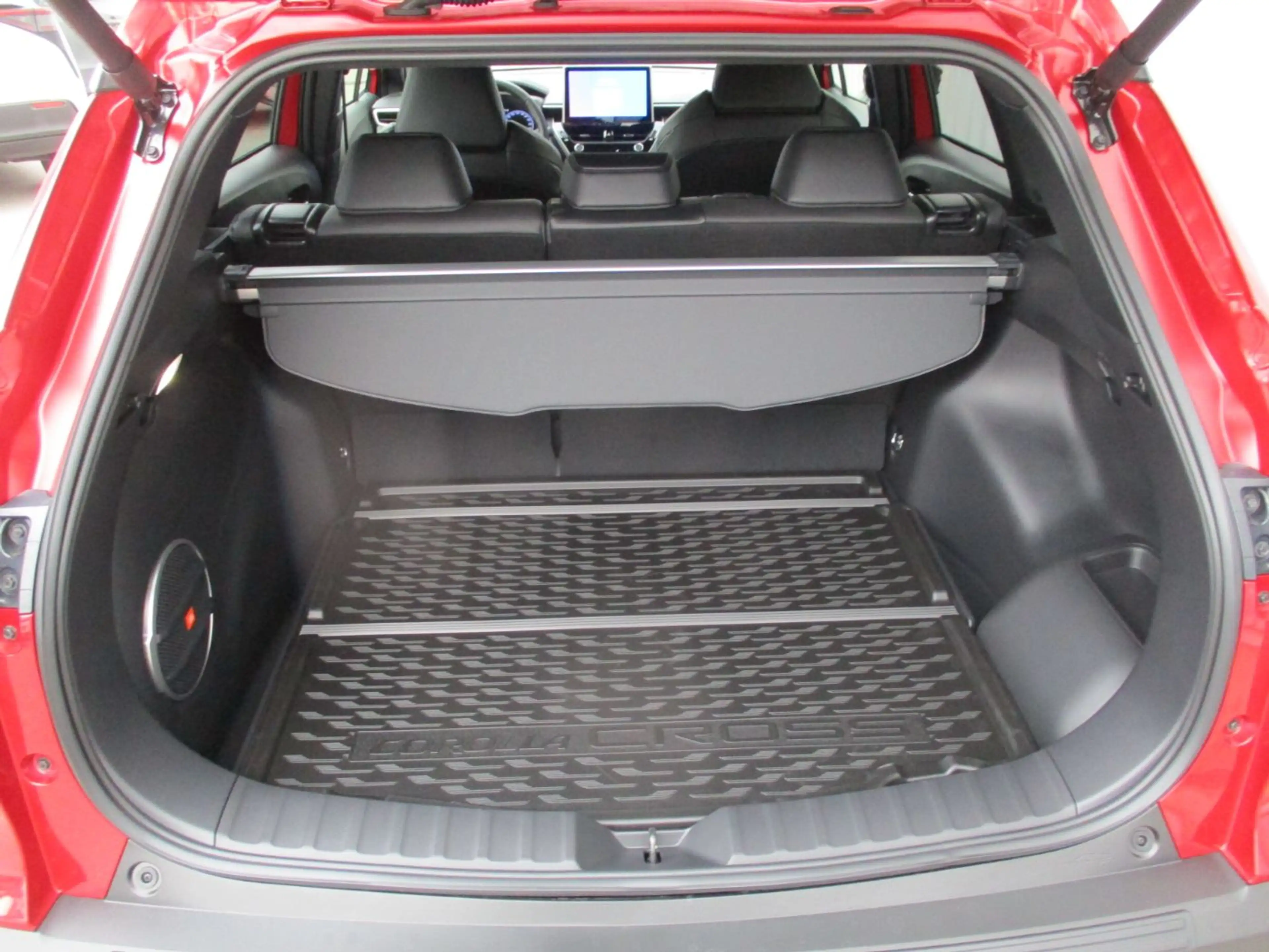 Toyota Corolla Cross 2.0 Lounge ACC+LED+Navi+Pano+SD+LM — photo 7