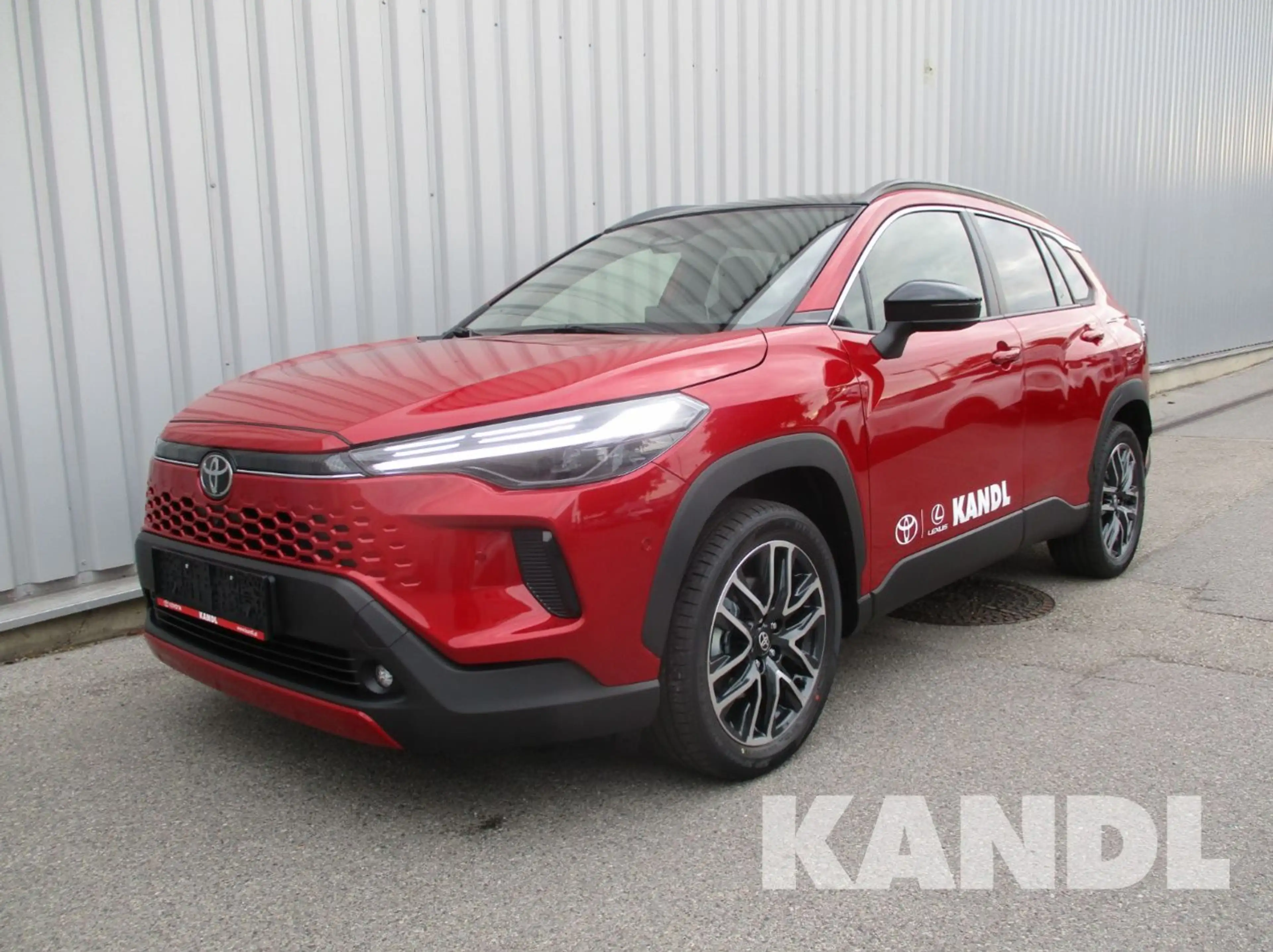 Toyota Corolla Cross 2.0 Lounge ACC+LED+Navi+Pano+SD+LM