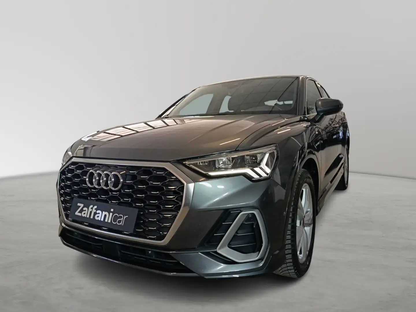 Audi Q3 SPB 35 TDI S tronic S line edition Grijs - 2