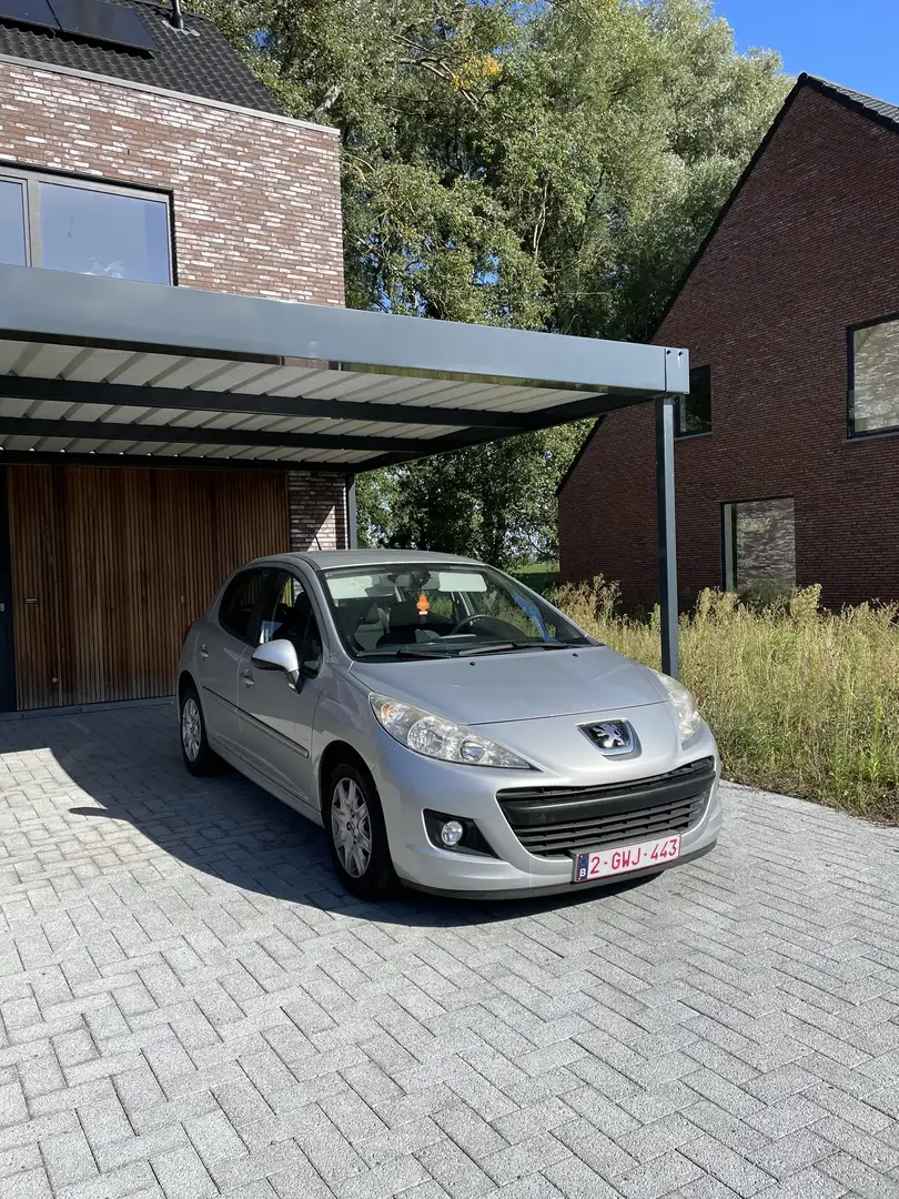 Peugeot 207 1.4 VTi 95ch Active - 1