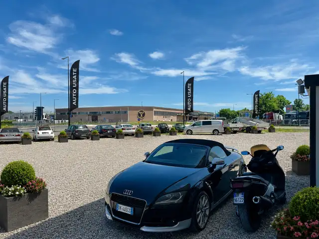 Audi TTS Audi TT 2.0 FSI