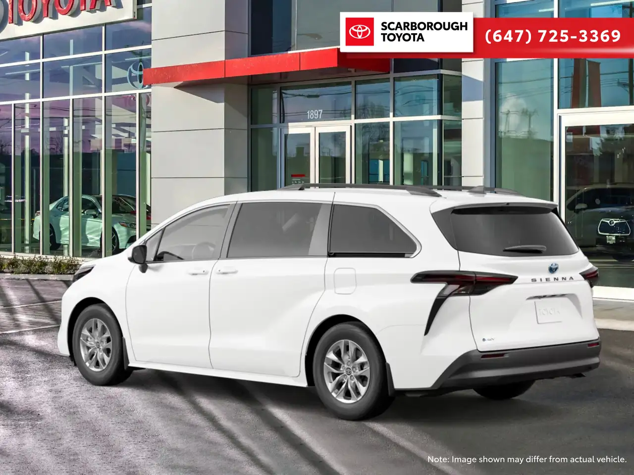Toyota Sienna photo Toyota Sienna