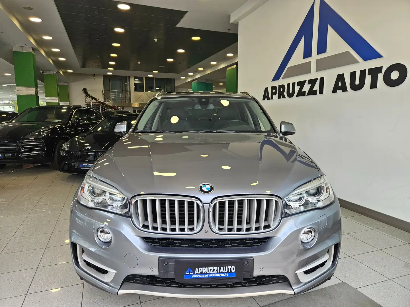 BMW X5 xdrive25d Luxury 231cv auto TETTO RETROCAM PELLE Gris - 2