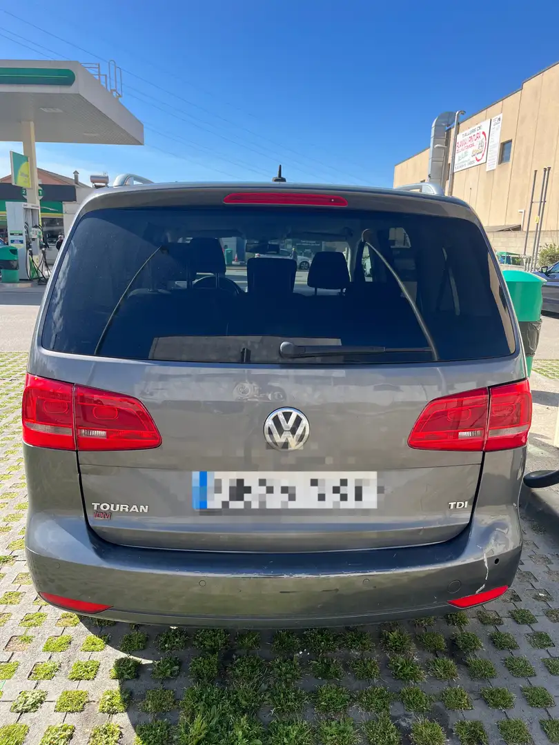 Volkswagen Touran 1.6TDI Edition 105 Gris - 2