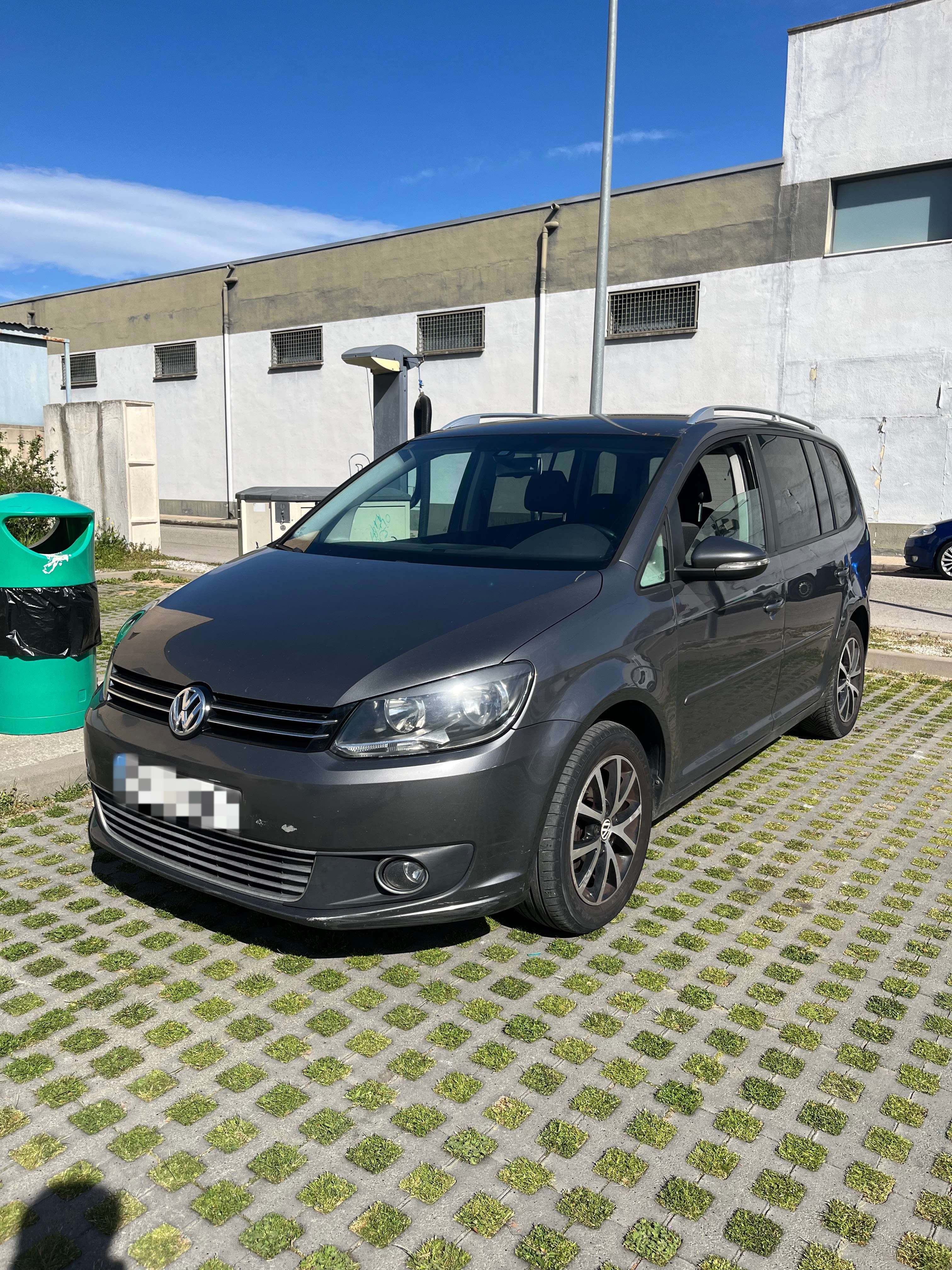 Volkswagen Touran 1.6TDI Edition 105 - foto 1