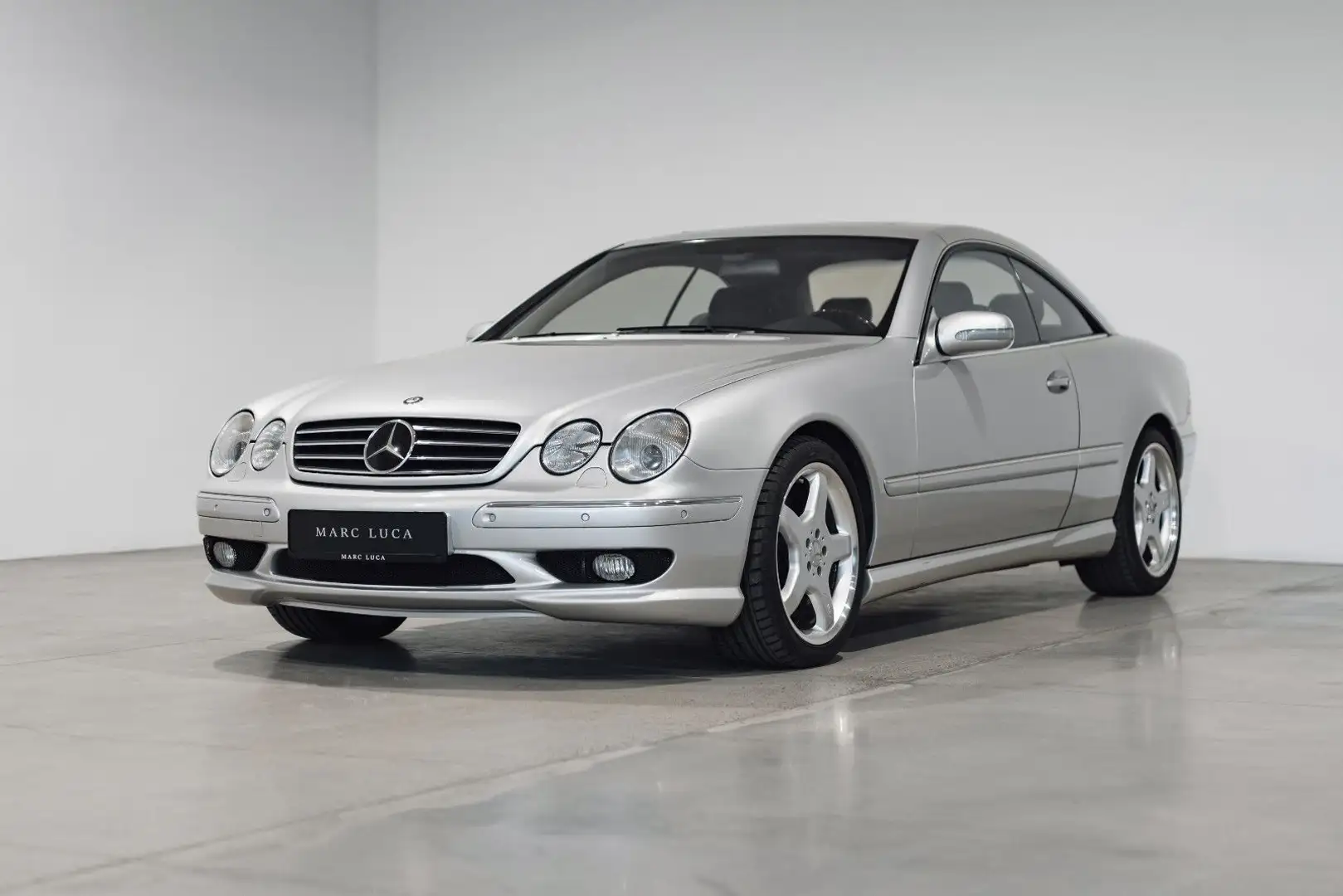 Mercedes-Benz CL 63 AMG V12 Argent - 2