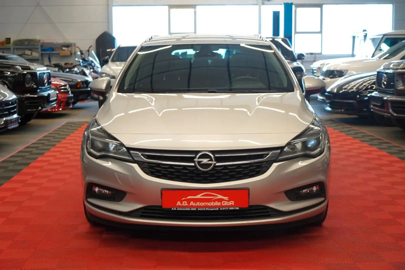 Opel Astra K 1.6 CDTi Aut. Sports Tourer Active Stříbrná - 2