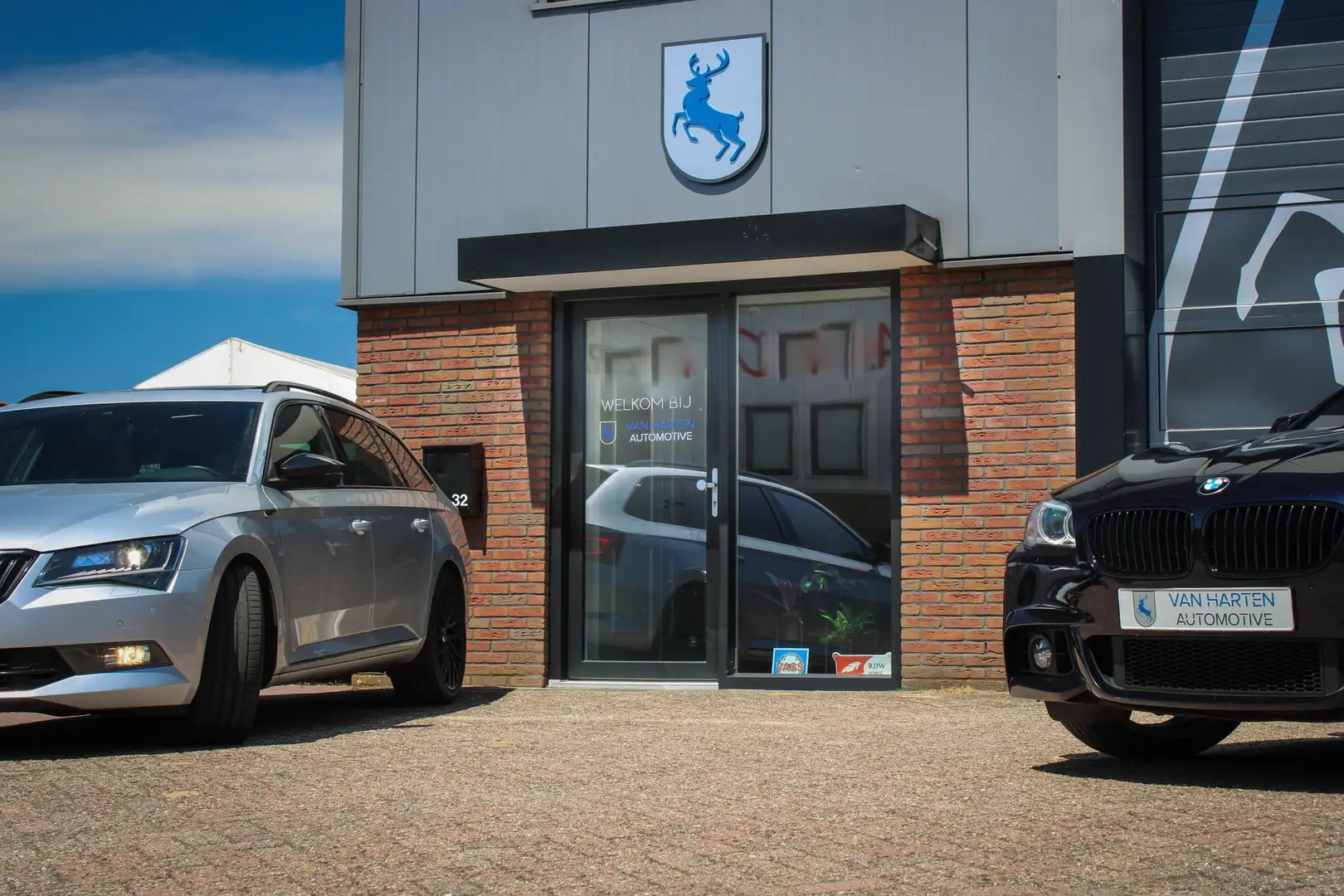 BMW 320 3-serie 320i M Sport Transanit Blauw / Super nette Blau - 2