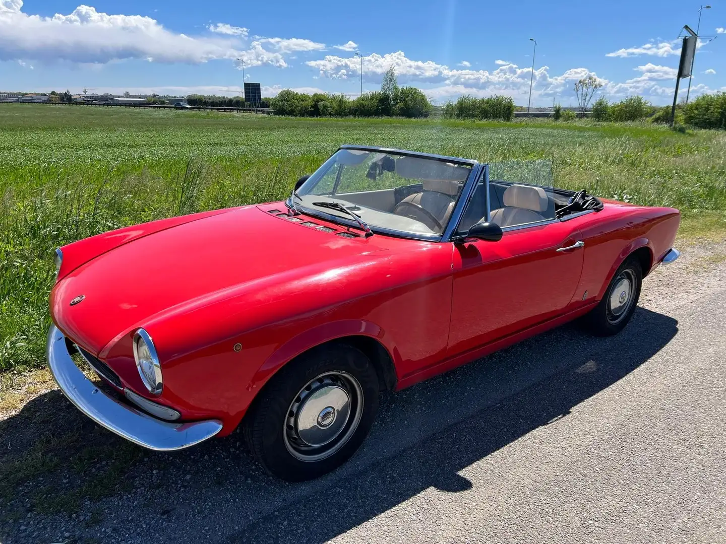 Fiat 124 Spider AS Prima Serie Rouge - 1