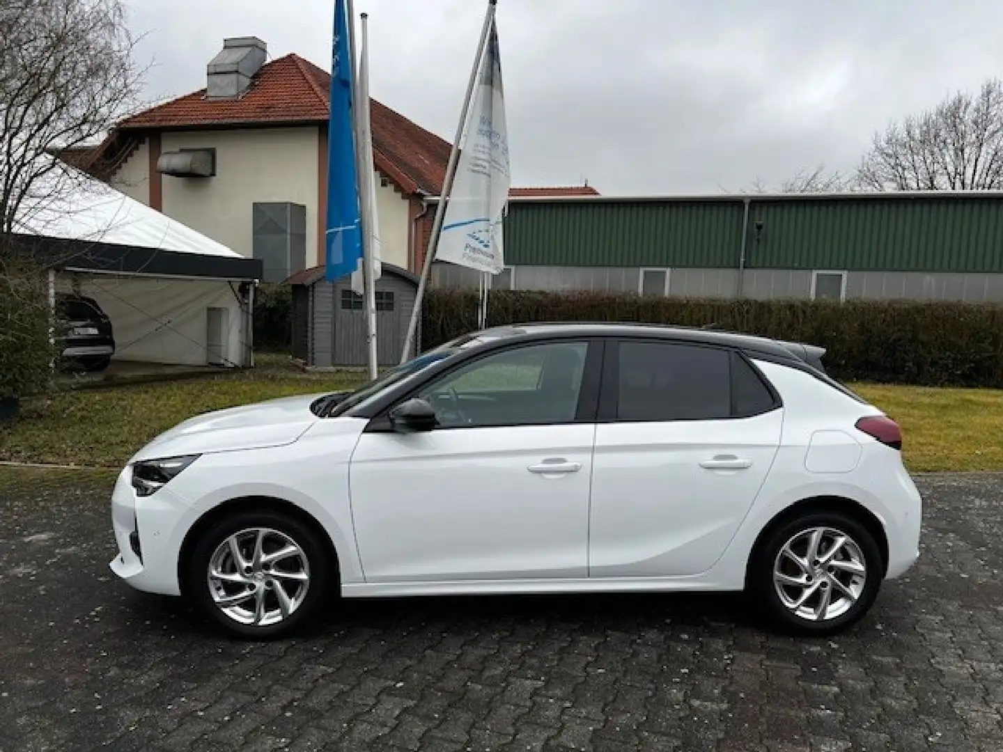 Opel Corsa-e e Edition Weiß - 2