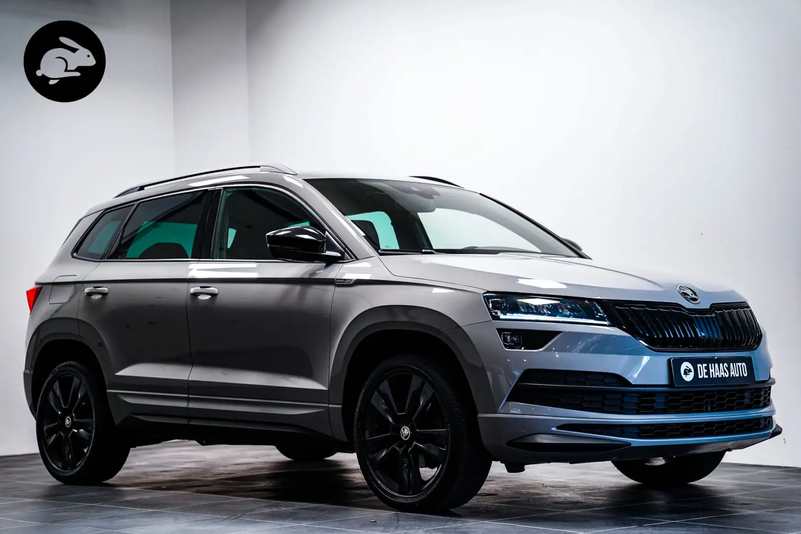 Skoda Karoq 1.5 TSI Sportline|Steel grey|Led|Apple car play Grijs - 1