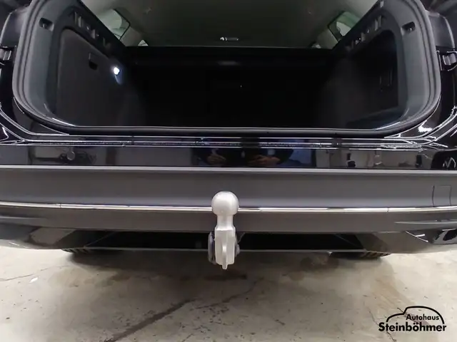 Volkswagen Passat view 7