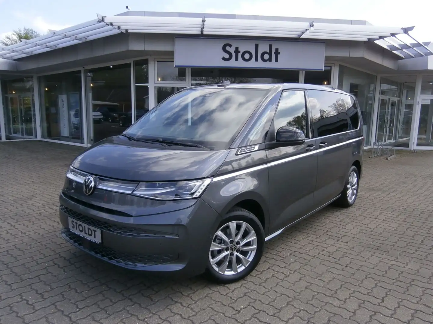 Volkswagen T7 Multivan Style 2.0 TDI, DSG Grau - 1
