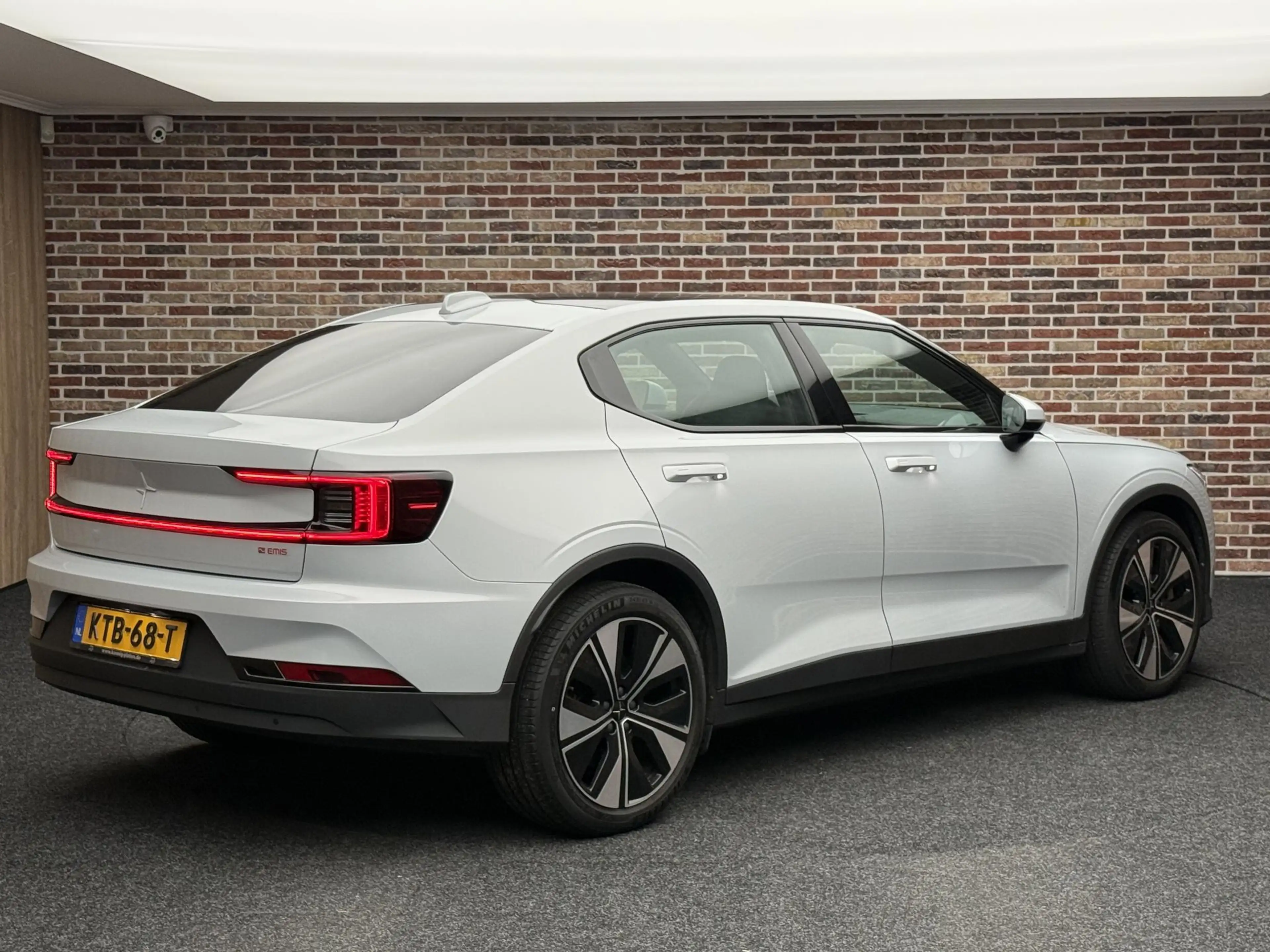 Polestar 2 Standard Range Single Motor 69 kWh | BTW | — photo 2