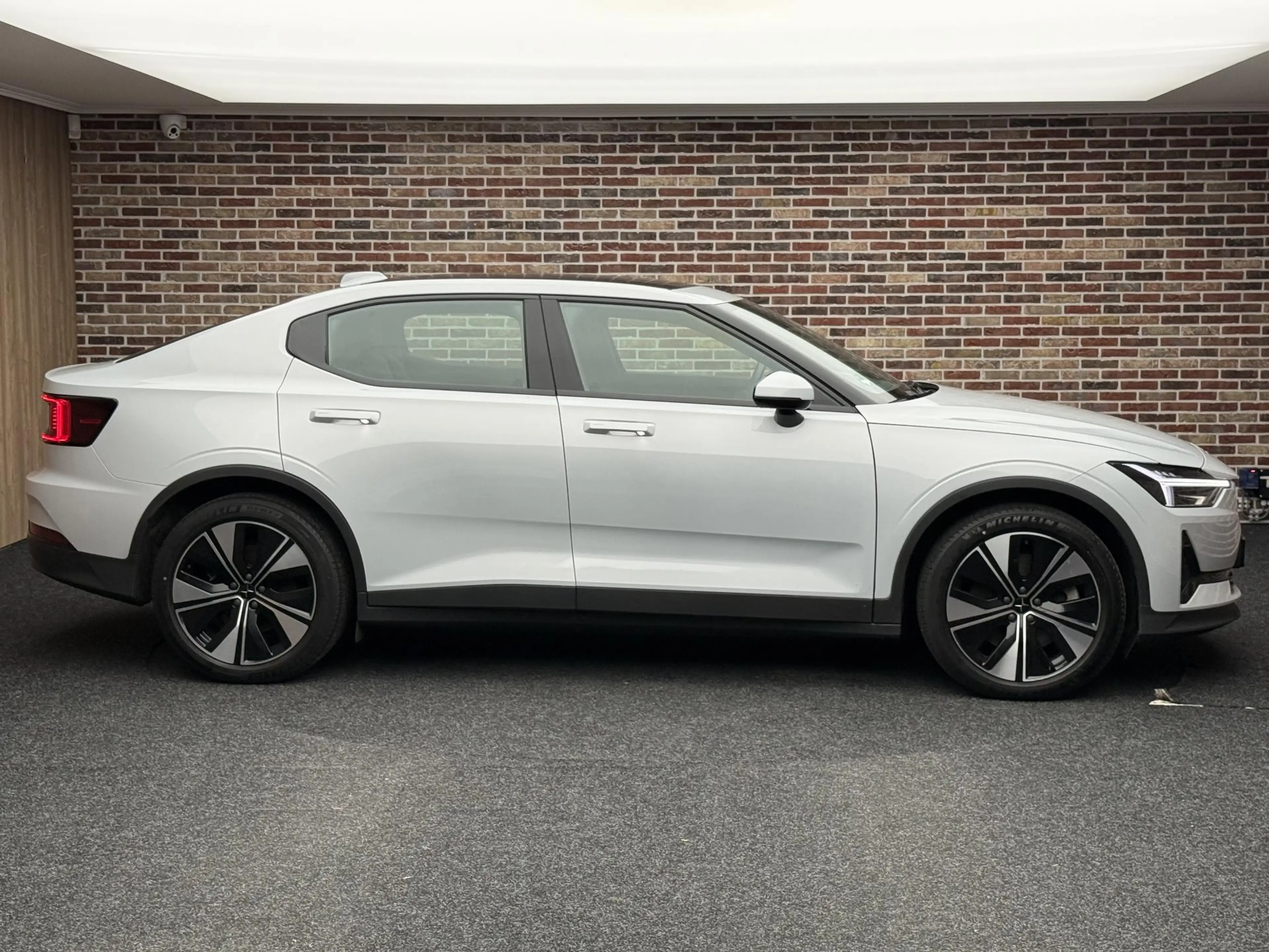 Polestar 2 Standard Range Single Motor 69 kWh | BTW | — photo 4