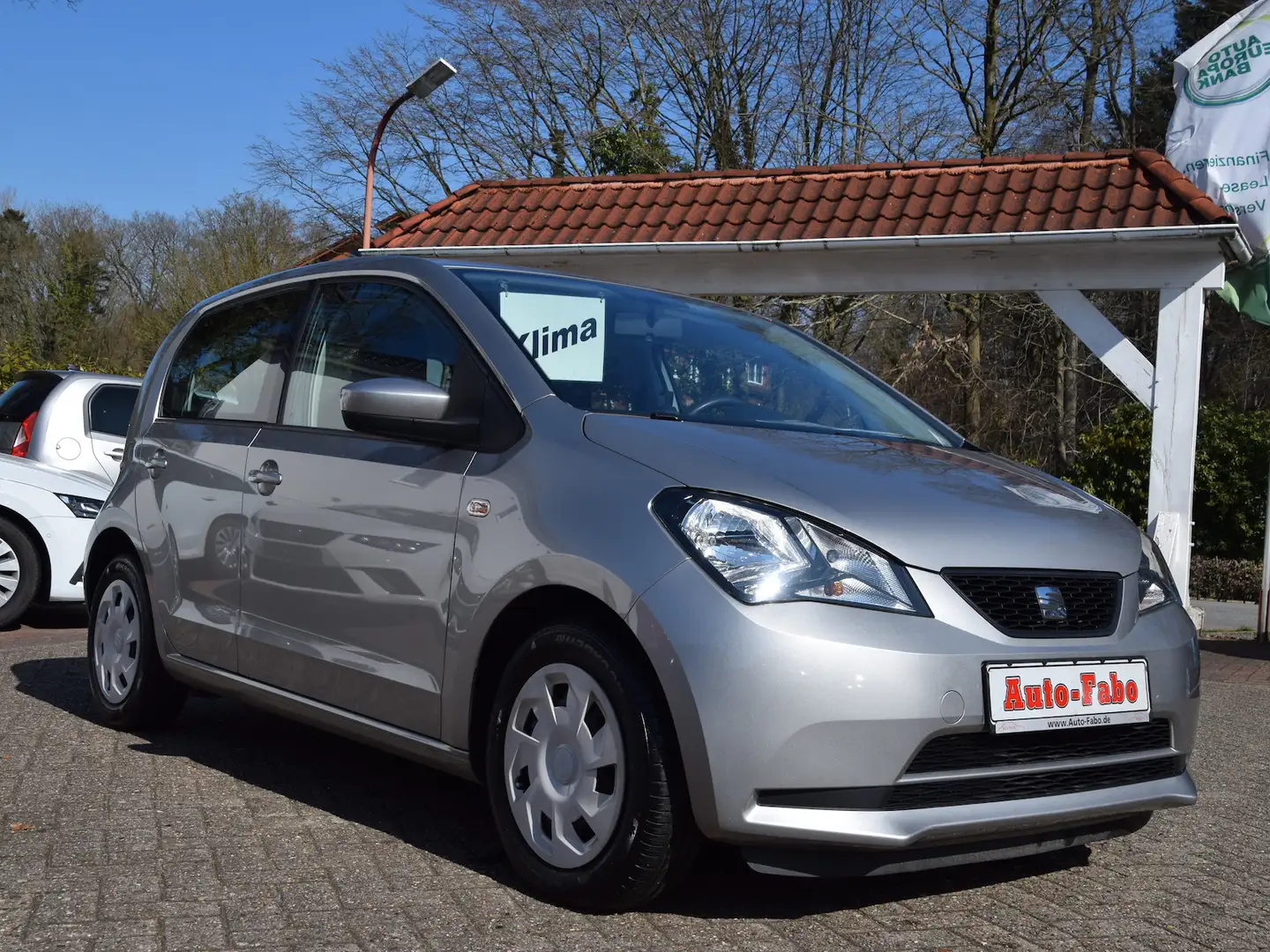 SEAT Mii Style Klima*You&Mii Navi*5 Türen*8 fach Ber. Grau - 1