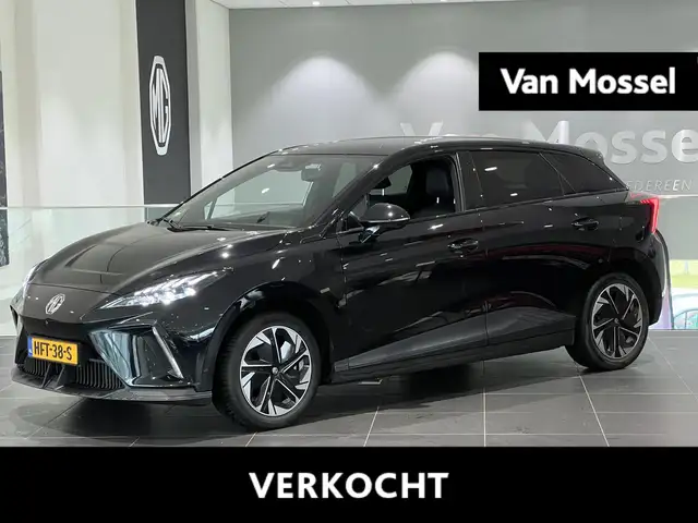 MG MG4 Long Range Luxury 64kWh | 1e eigenaar | Navi | Cam