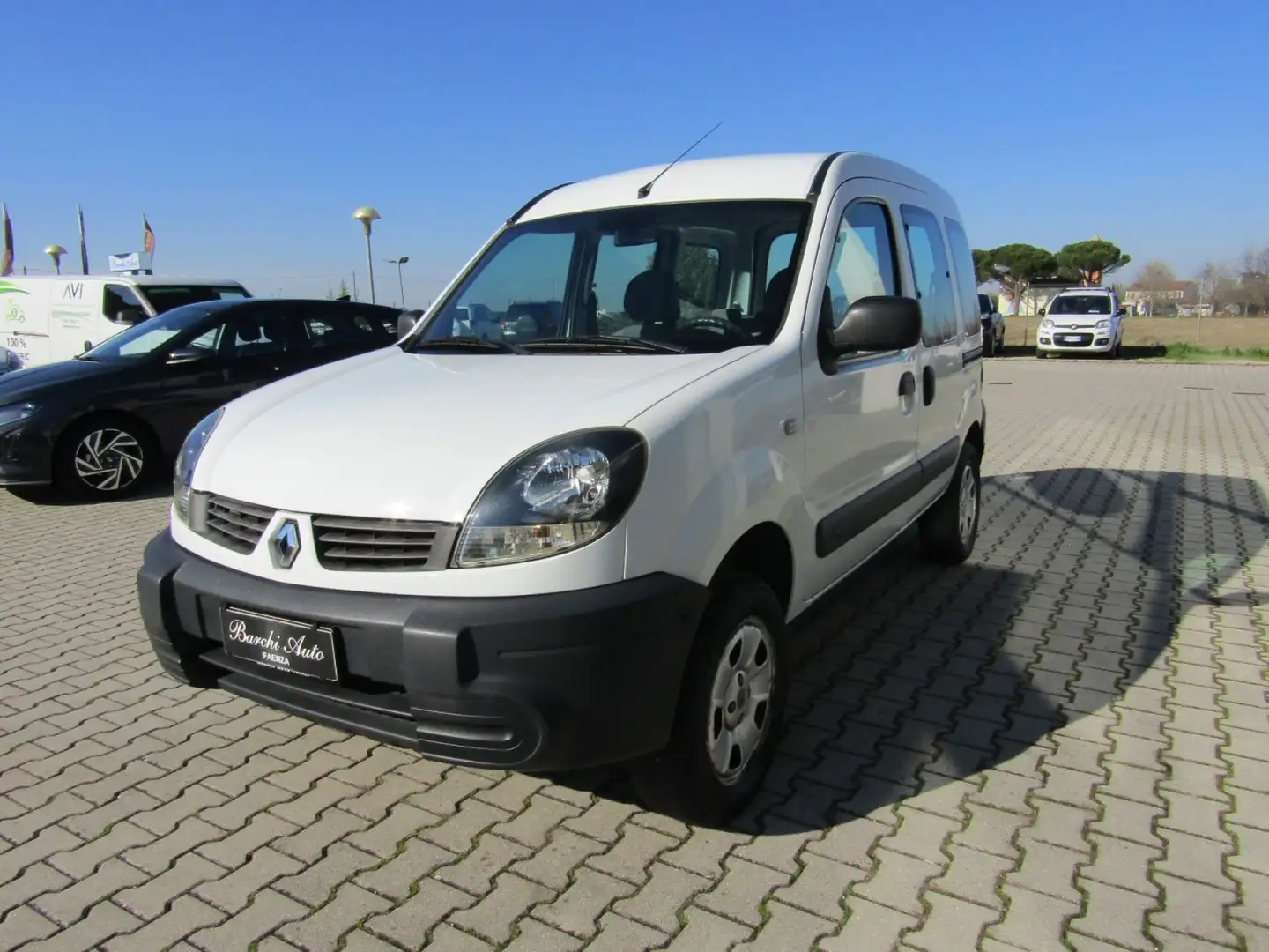 Renault Kangoo 1.6 16V 4x4 5p Biały - 2