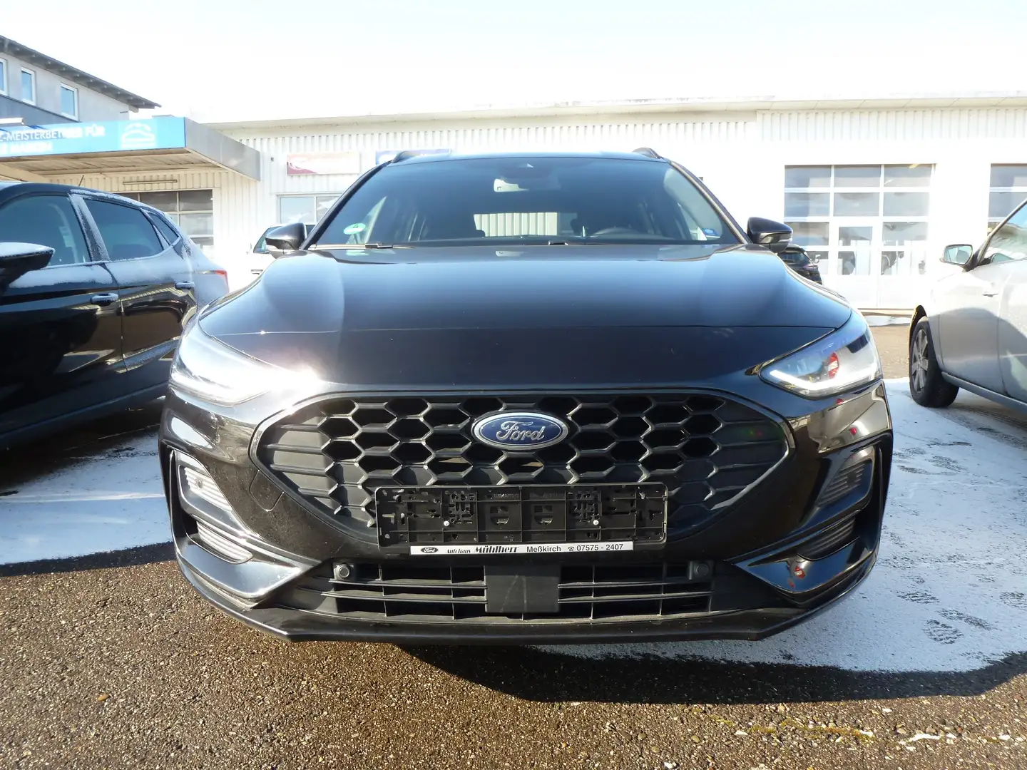 Ford Focus ST-Line PDCv+h*NAVI* Schwarz - 2