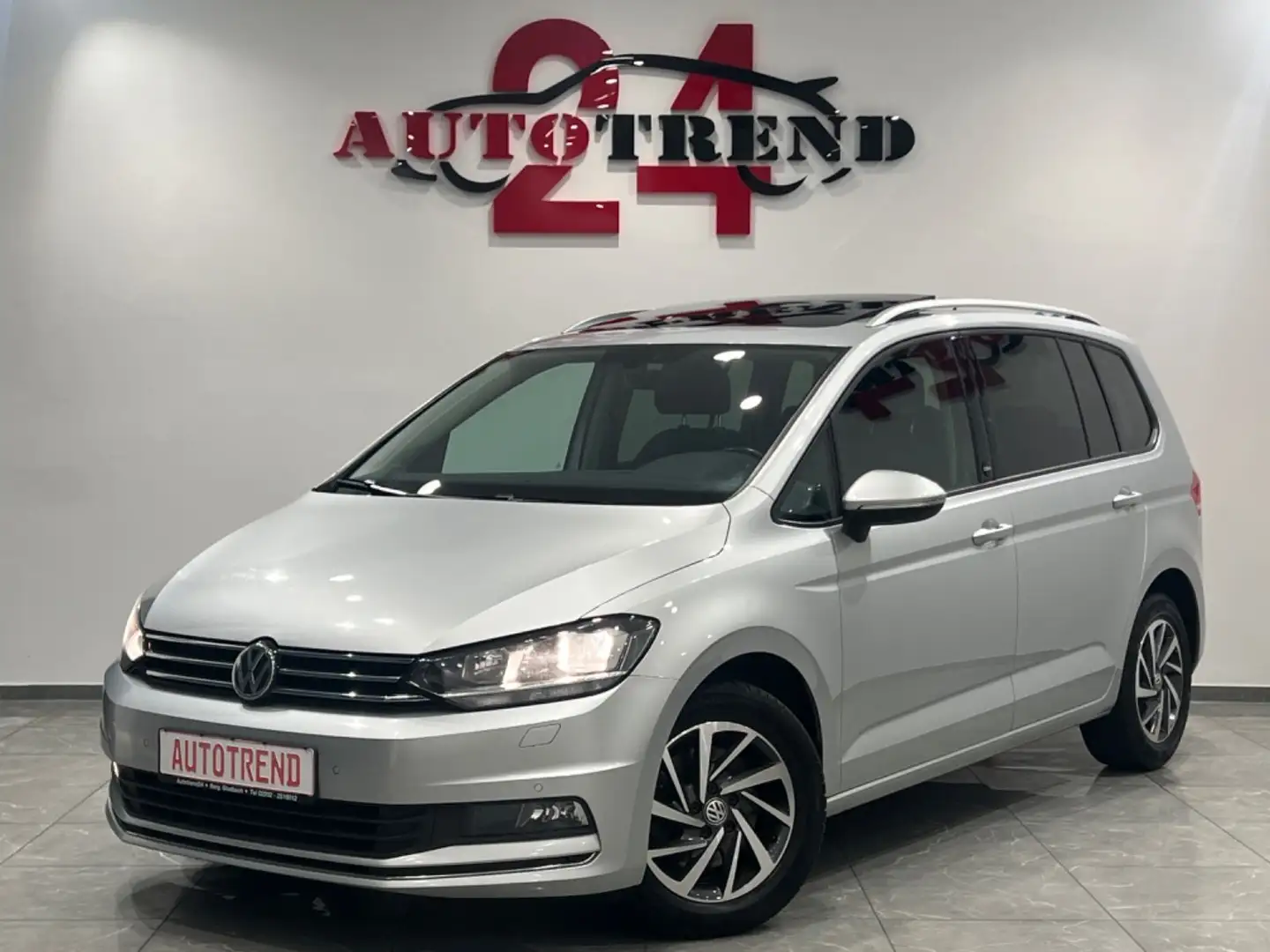 Volkswagen Touran Sound 7-SITZER PANORAMA+NAVI+ACC+PDC Silber - 1