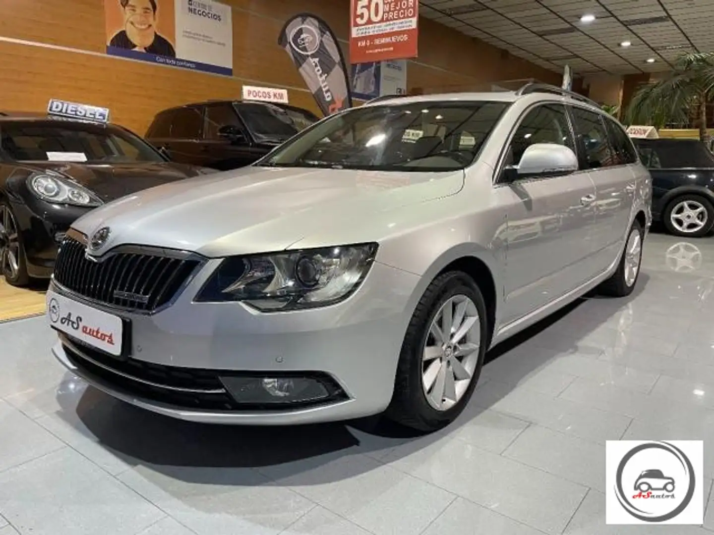 Skoda Superb Combi 1.6TDI CR Greenline Ambition Argento - 1