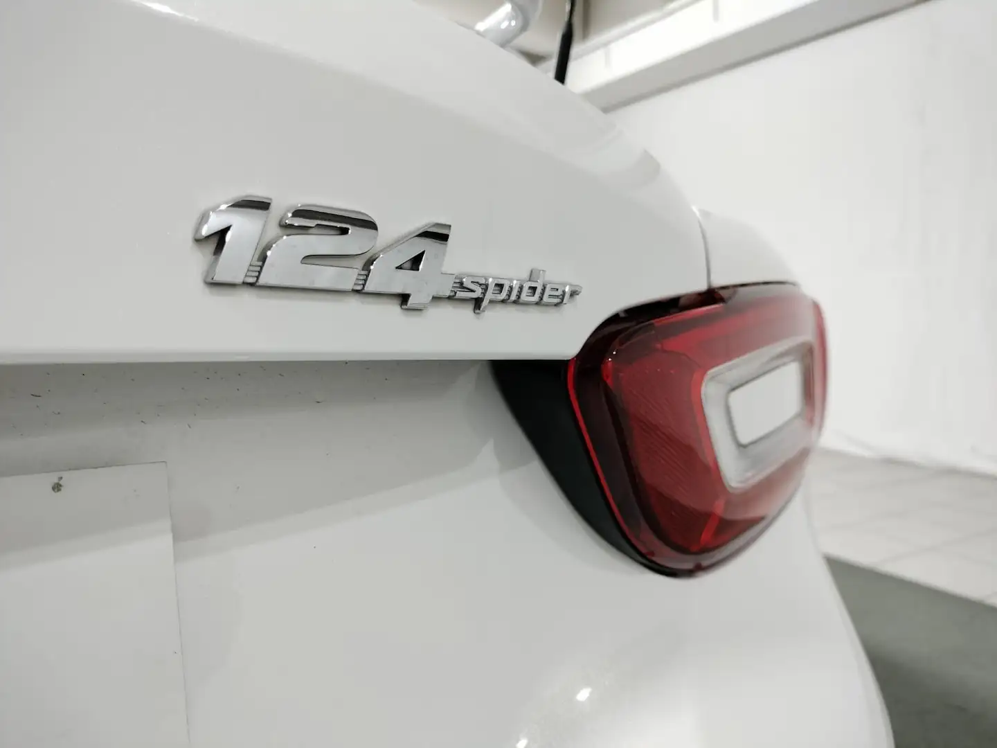 Fiat 124 Spider 1.4 m-air Lusso - 2