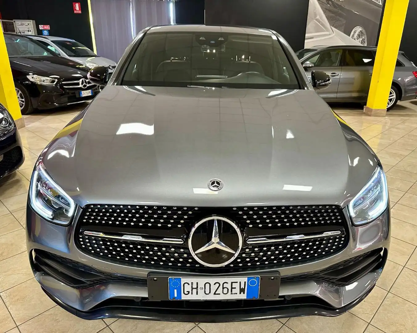 Mercedes-Benz GLC 300 de 4Matic EQ-Power Coupé Premium UNIPRO Gris - 2